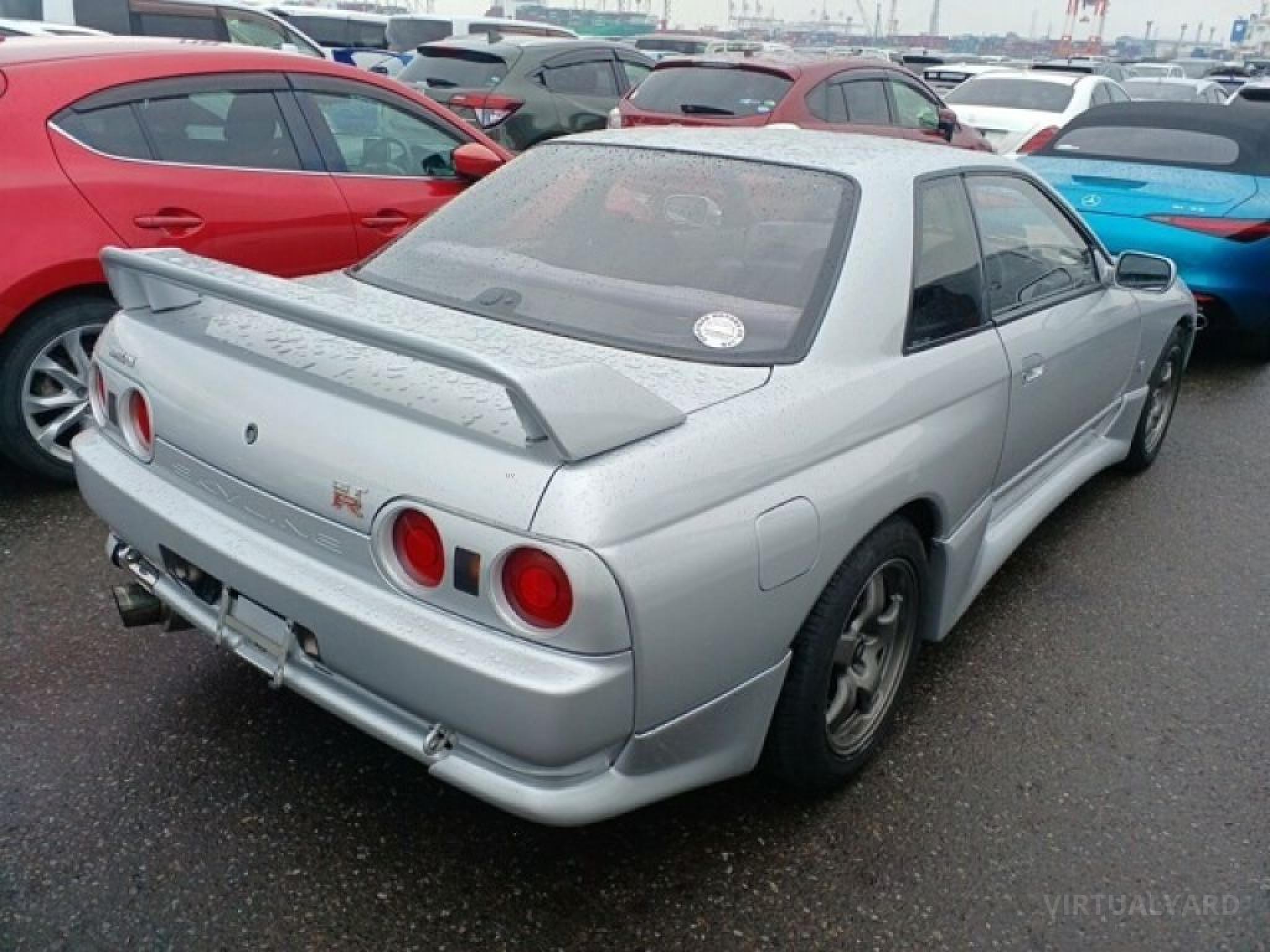 NISSAN SKYLINE