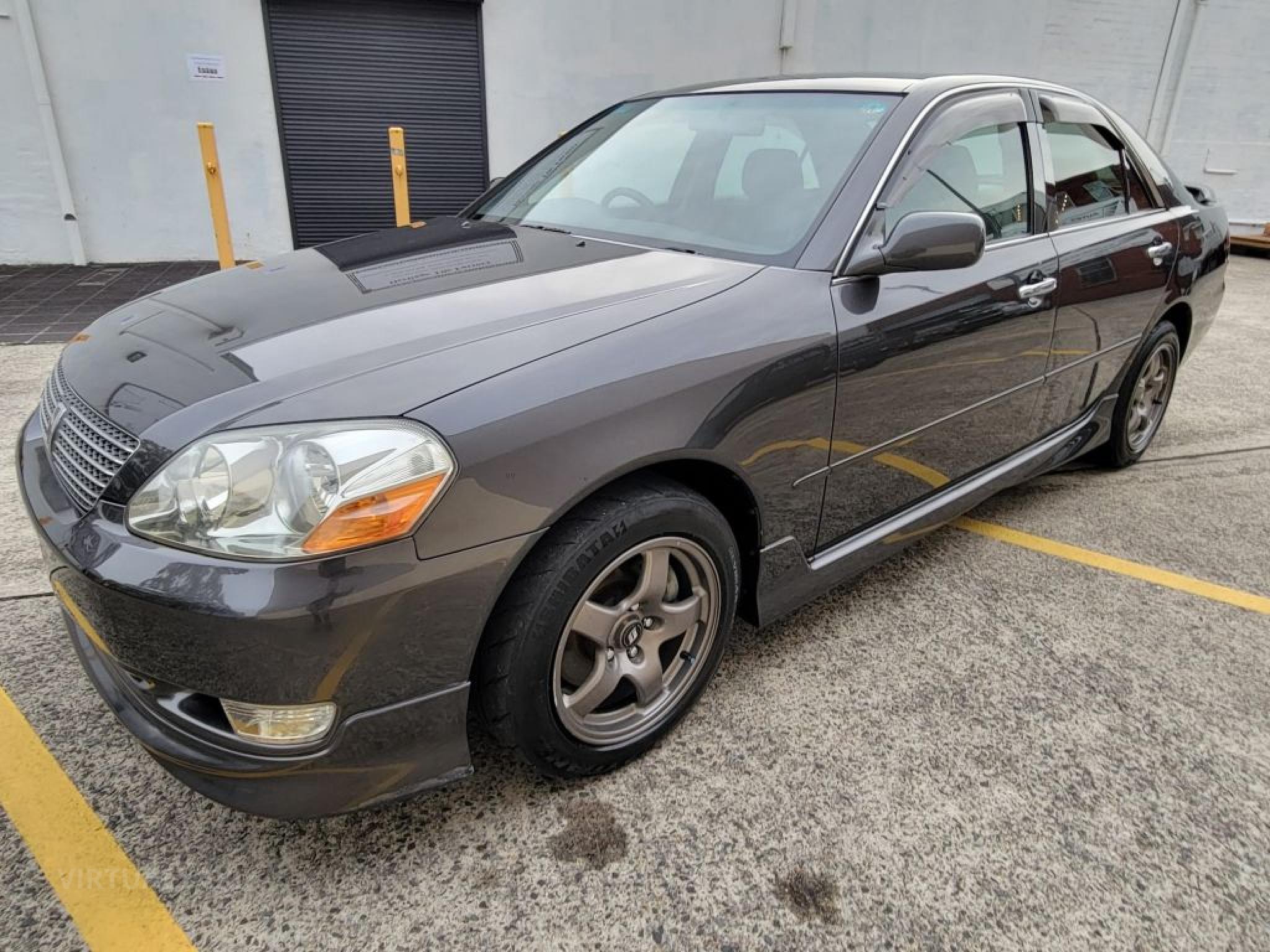 TOYOTA MARK 2