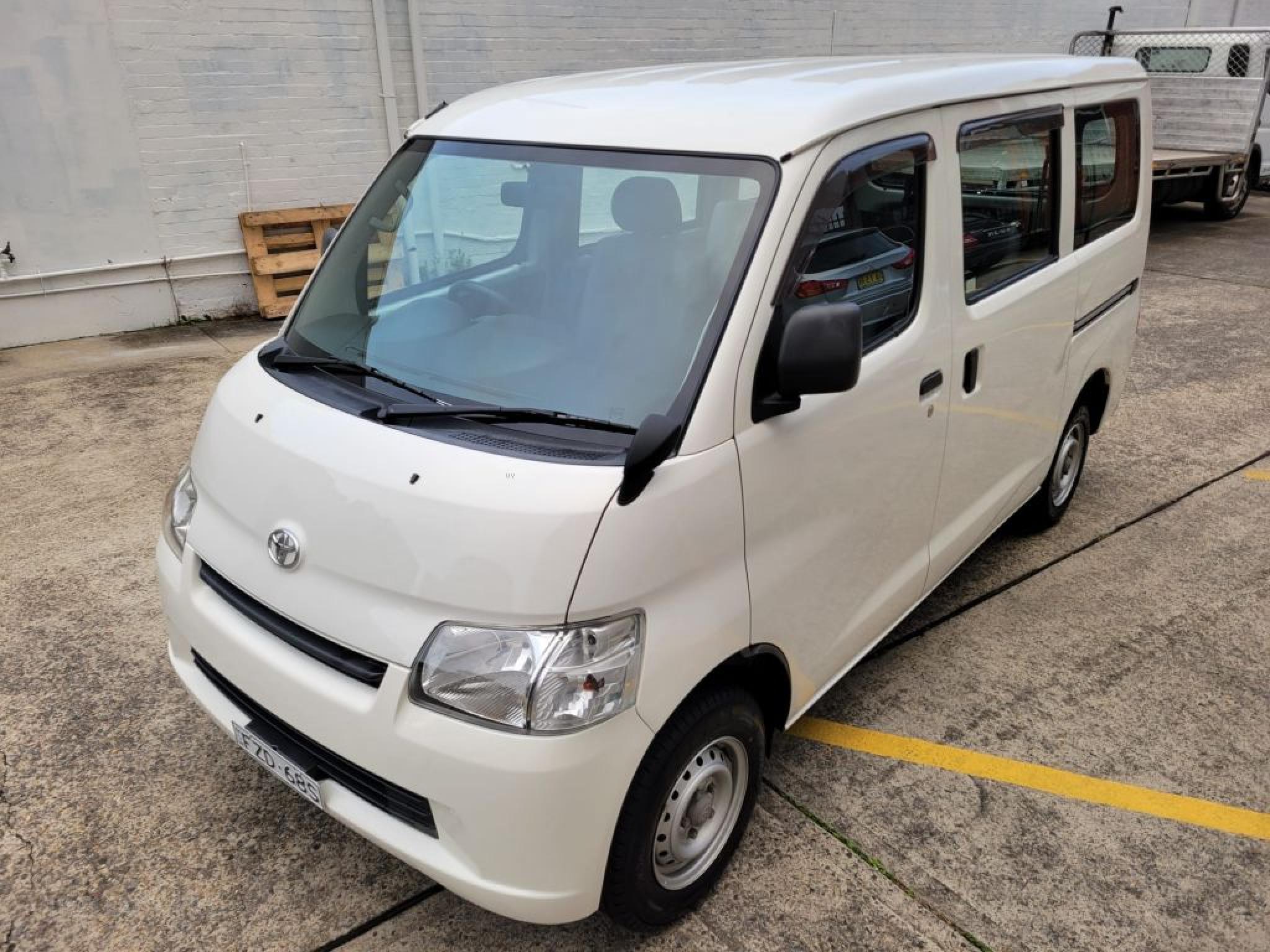 TOYOTA TOWNACE