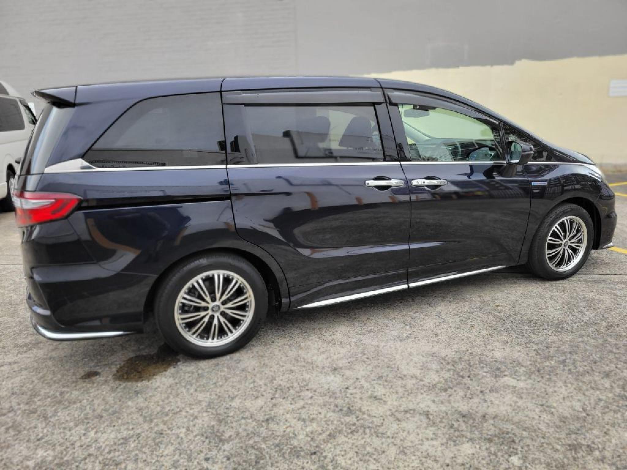HONDA ODYSSEY ABSOLUTE HONDA SENSING