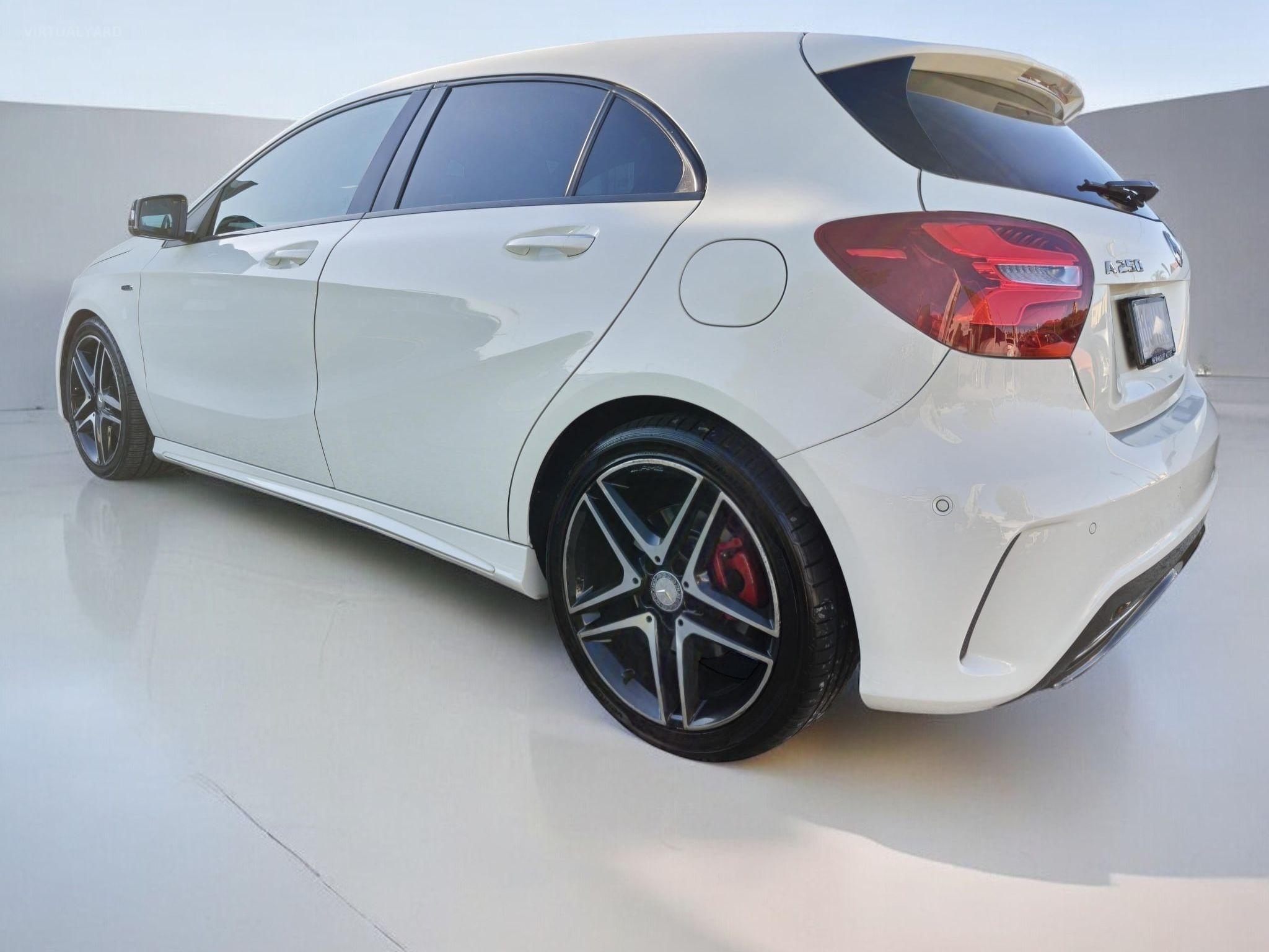 MERCEDES-BENZ A250