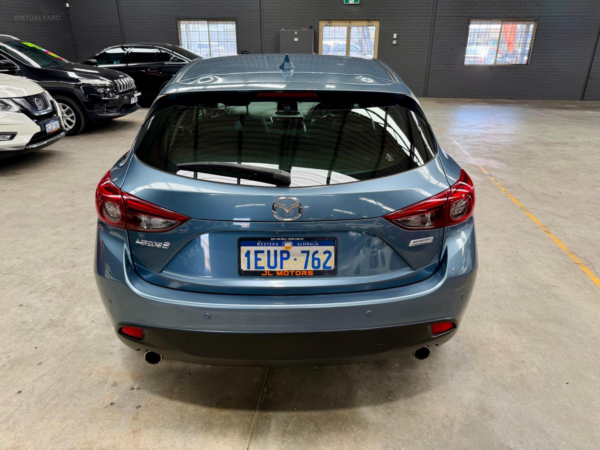 Mazda 3