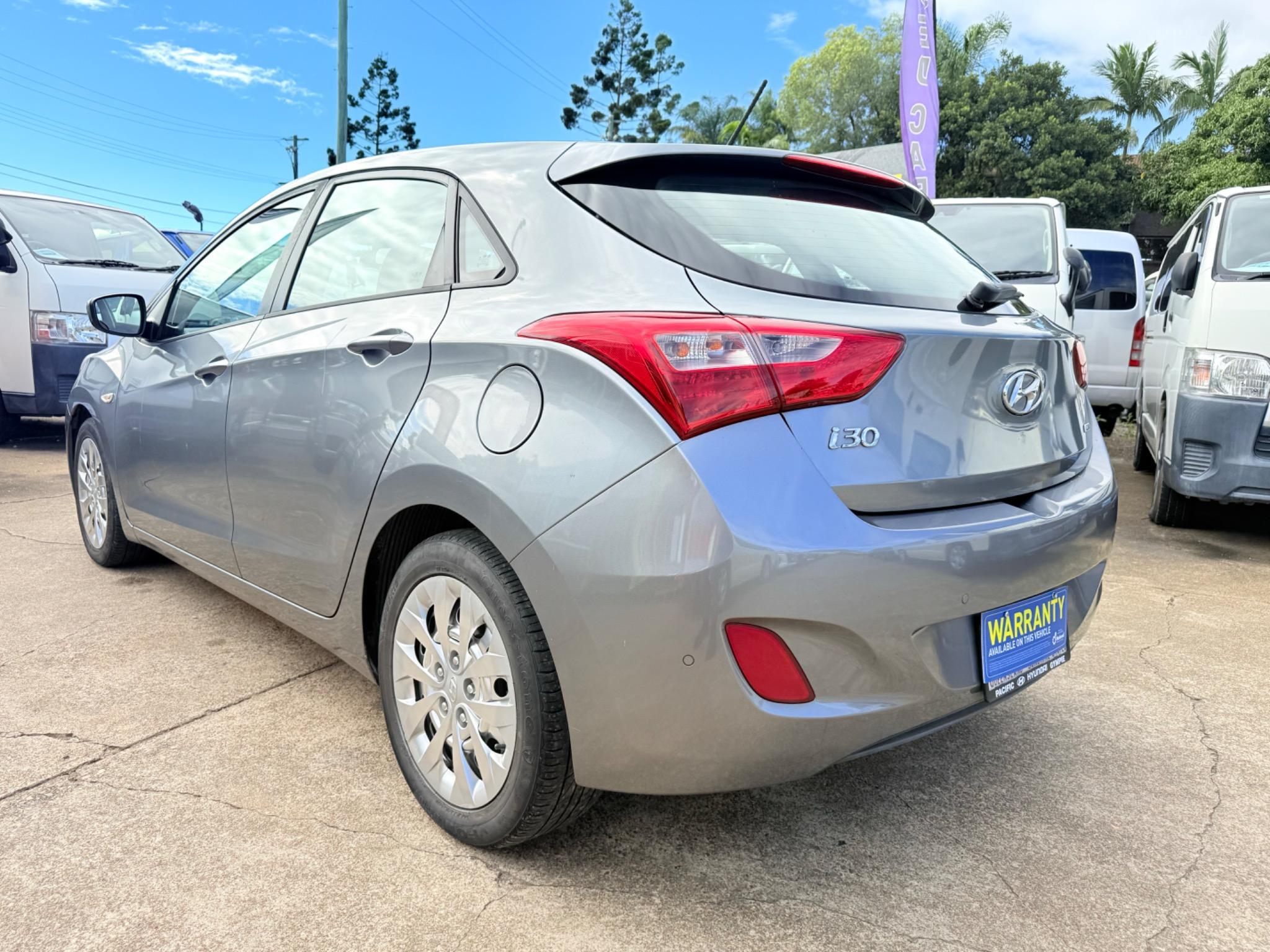 HYUNDAI i30
