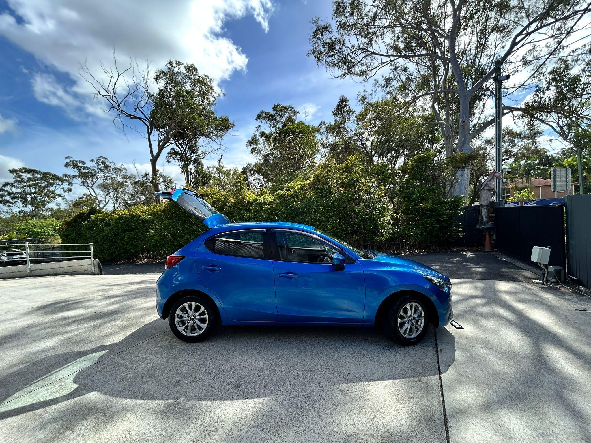 Mazda 2