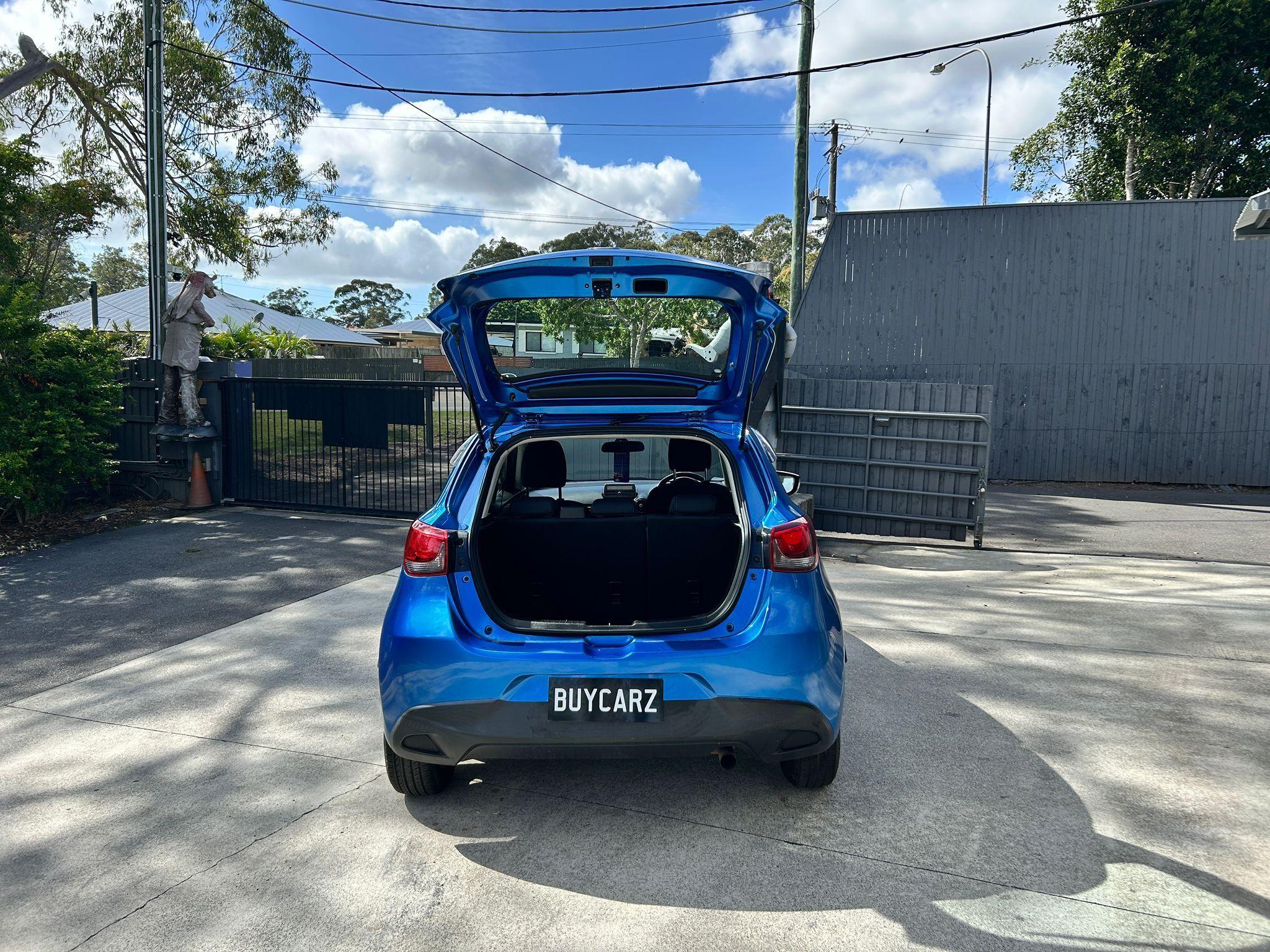 Mazda 2