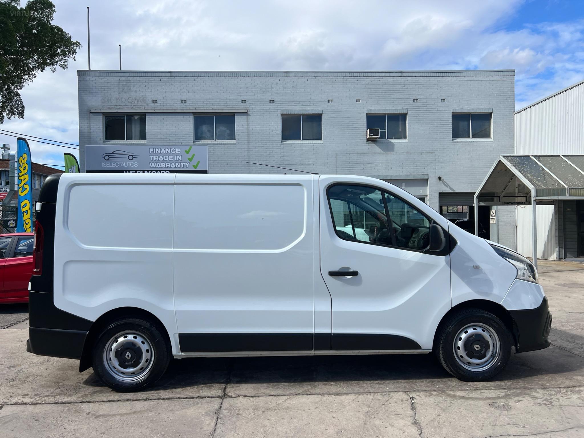 RENAULT TRAFIC