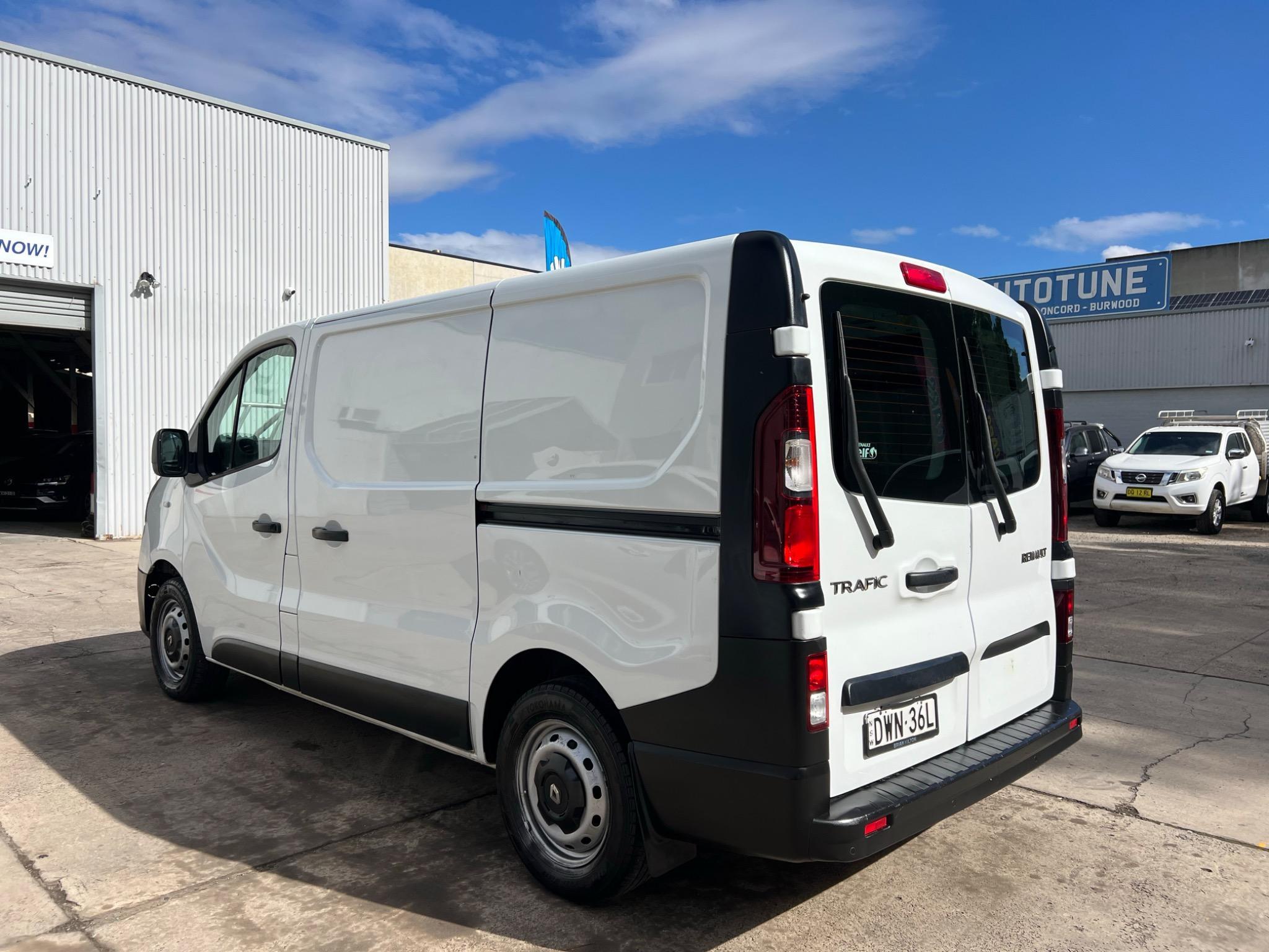 RENAULT TRAFIC