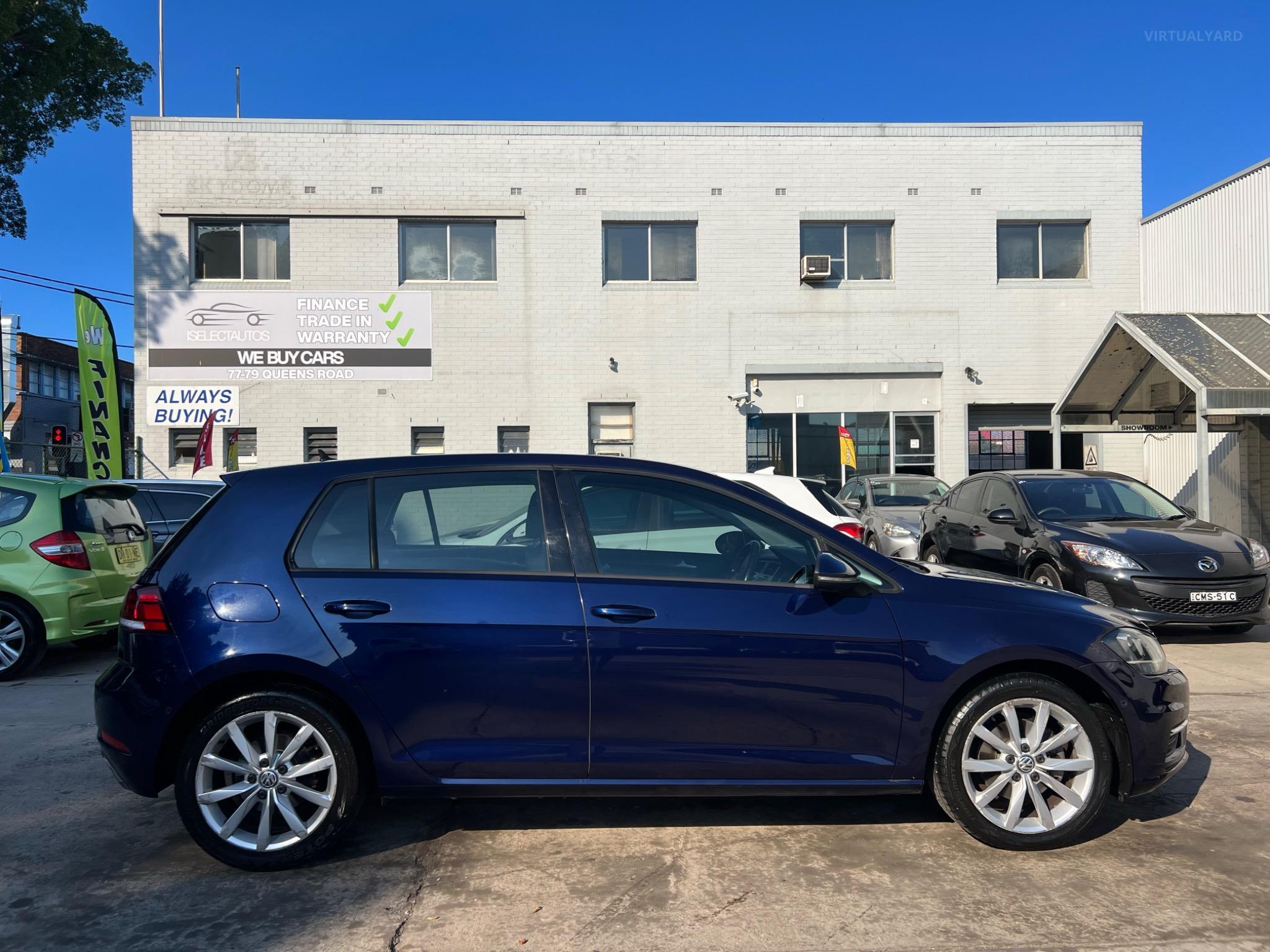 VOLKSWAGEN GOLF