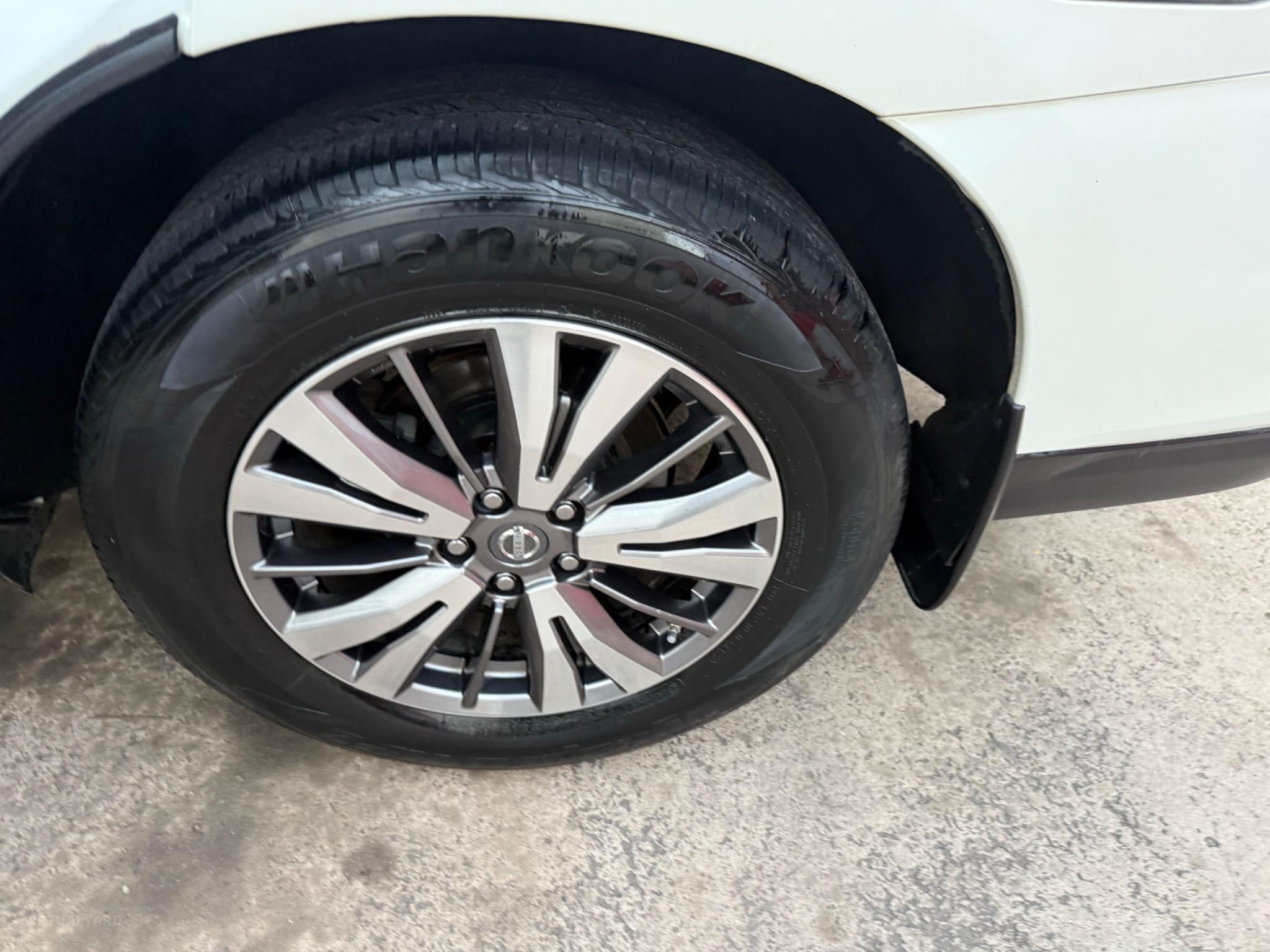 NISSAN PATHFINDER