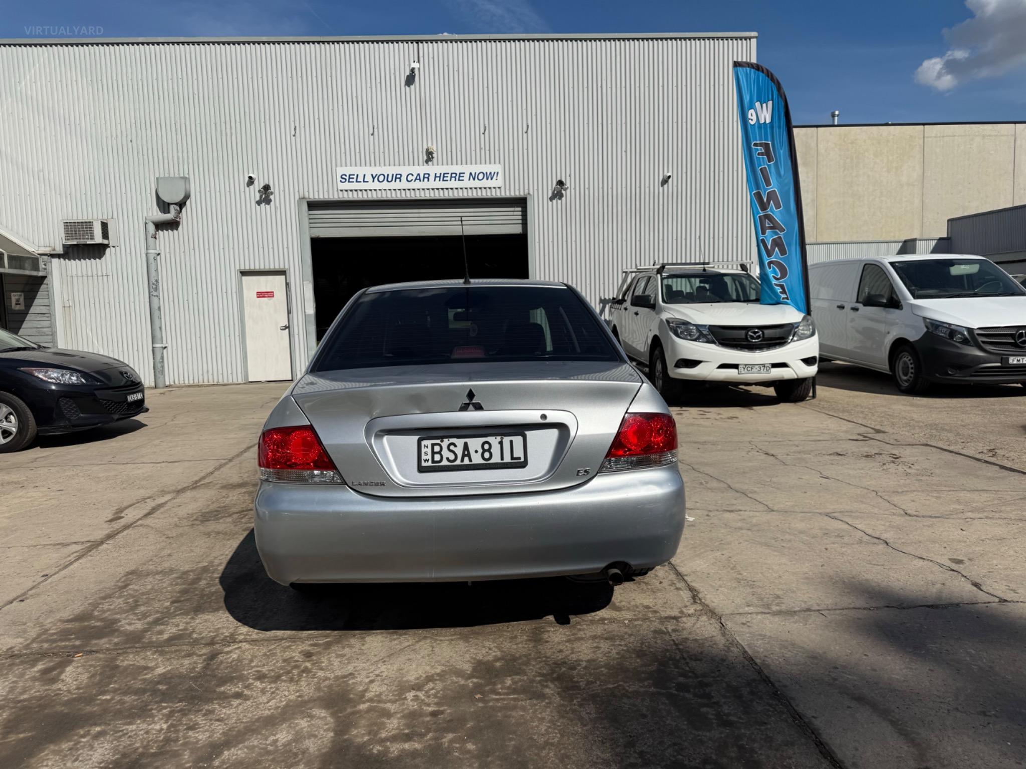 MITSUBISHI LANCER