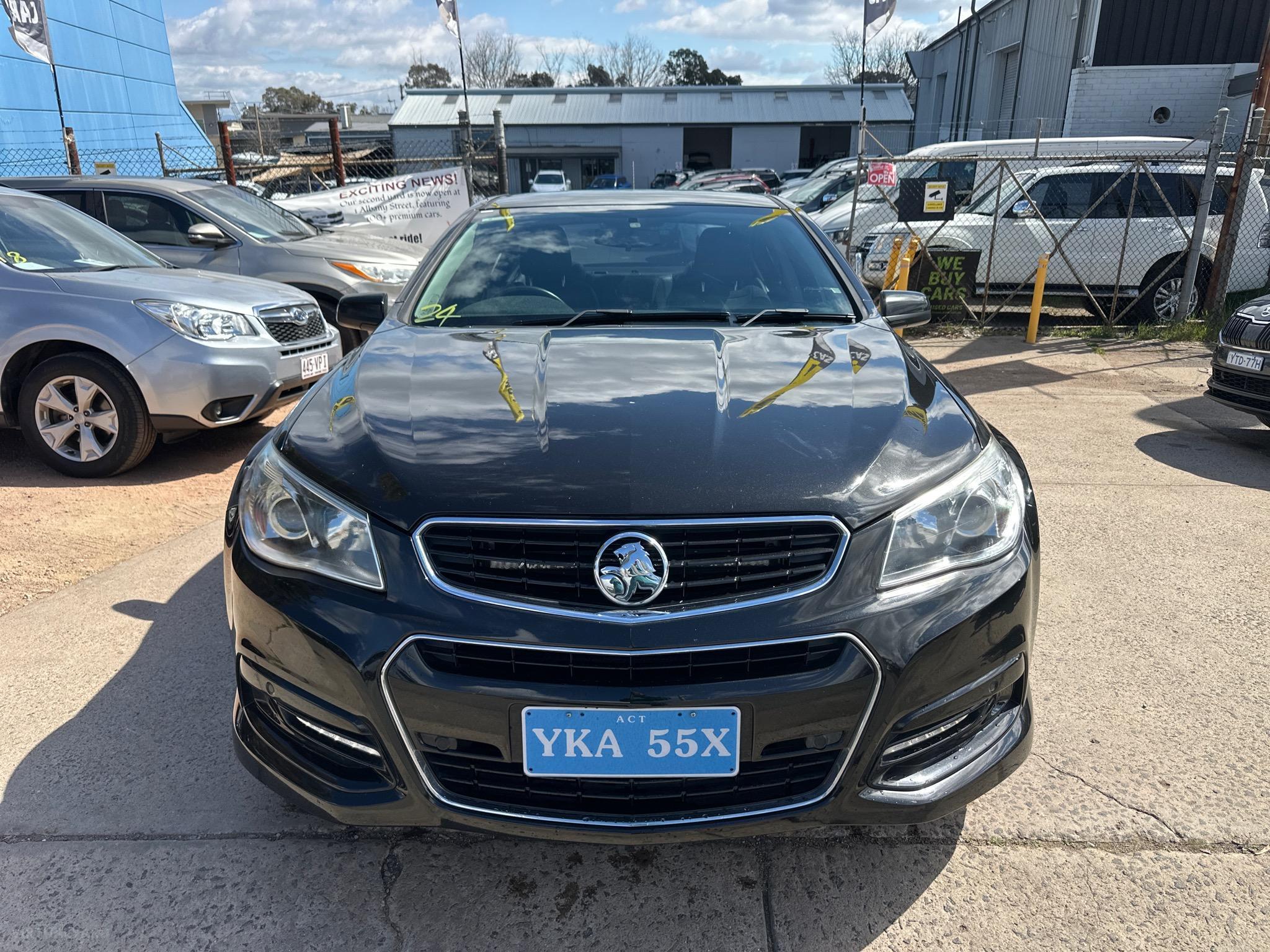 HOLDEN COMMODORE