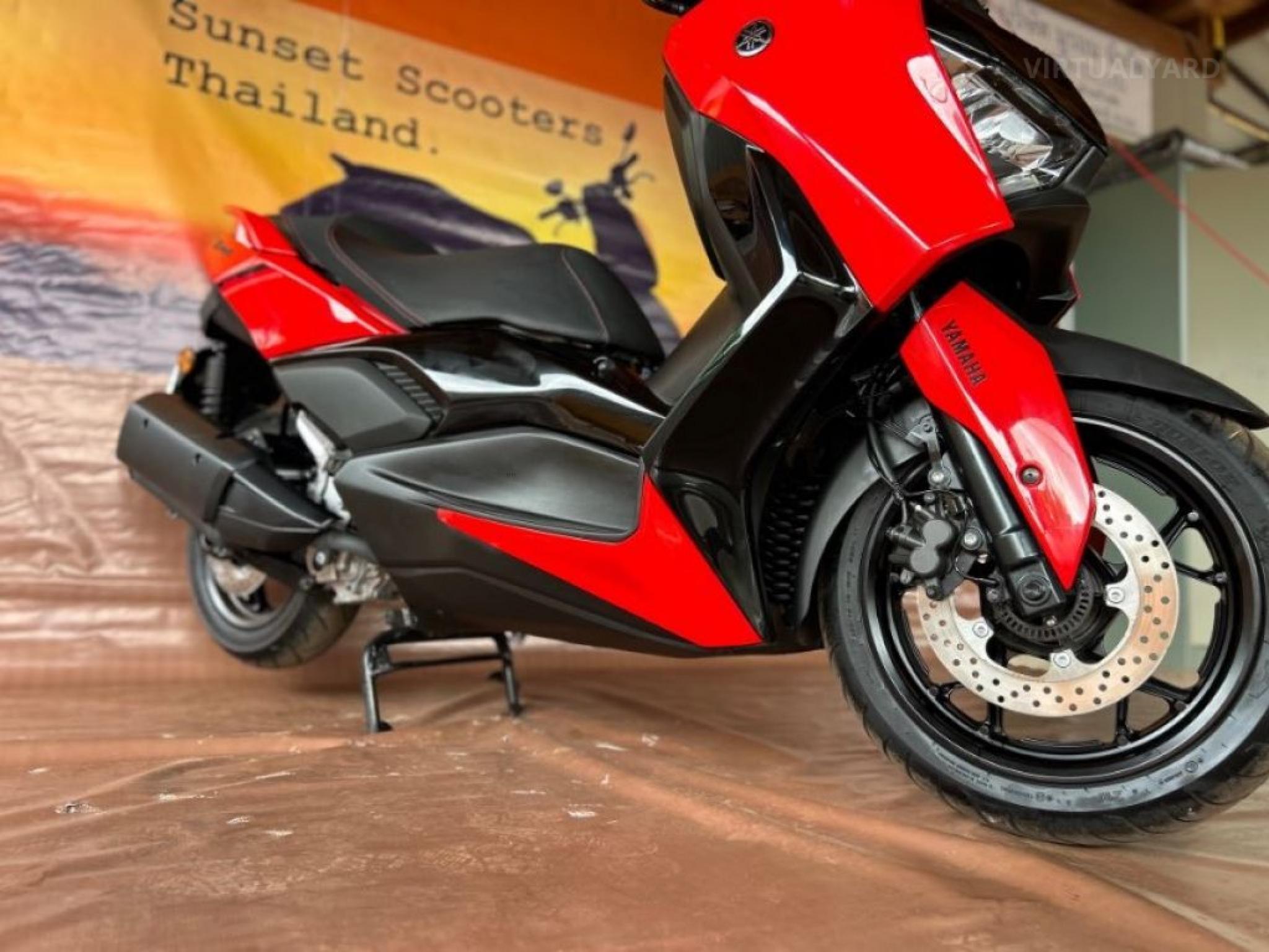 YAMAHA X-MAX 300 CONNECT