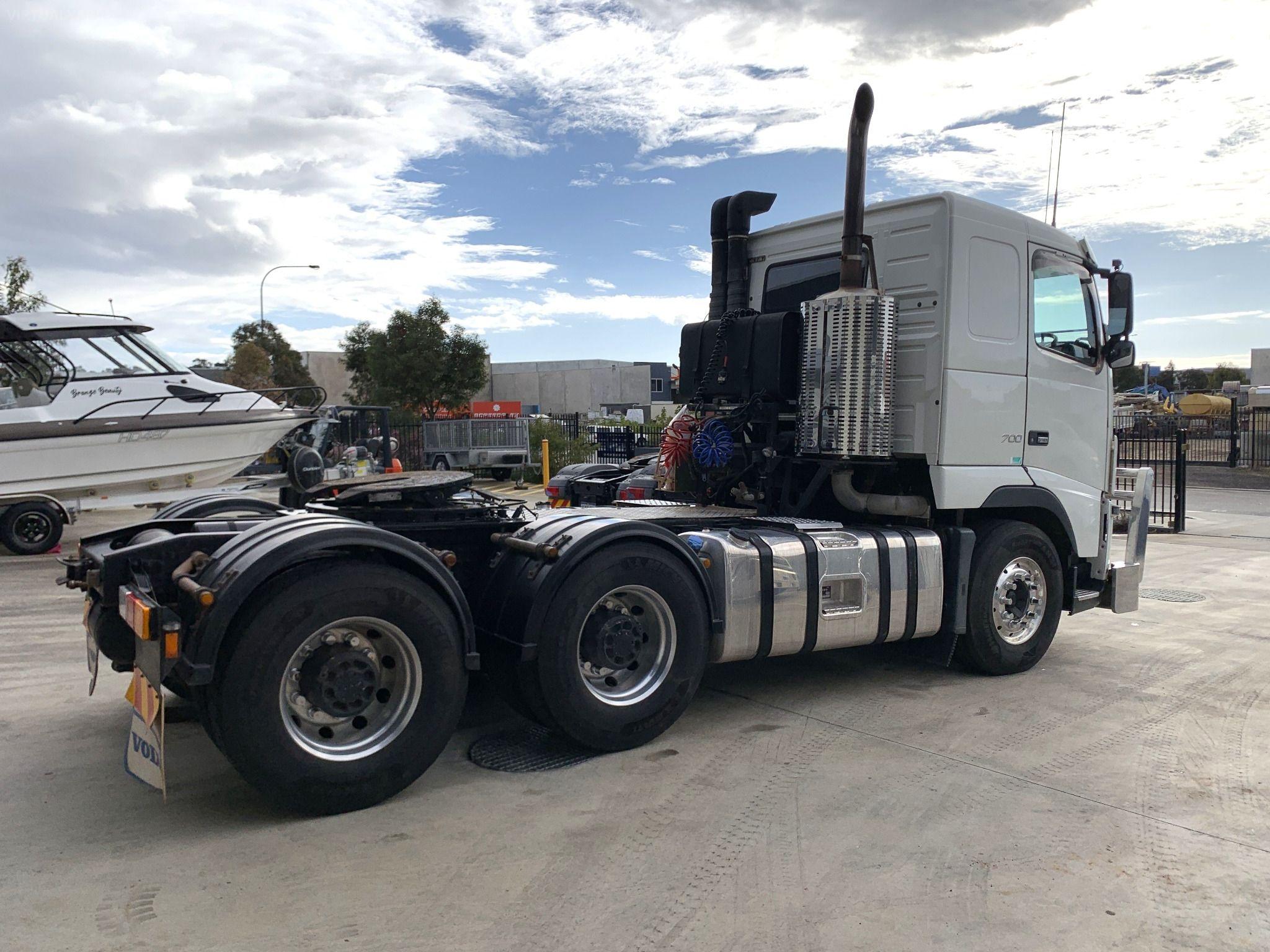 VOLVO FH700