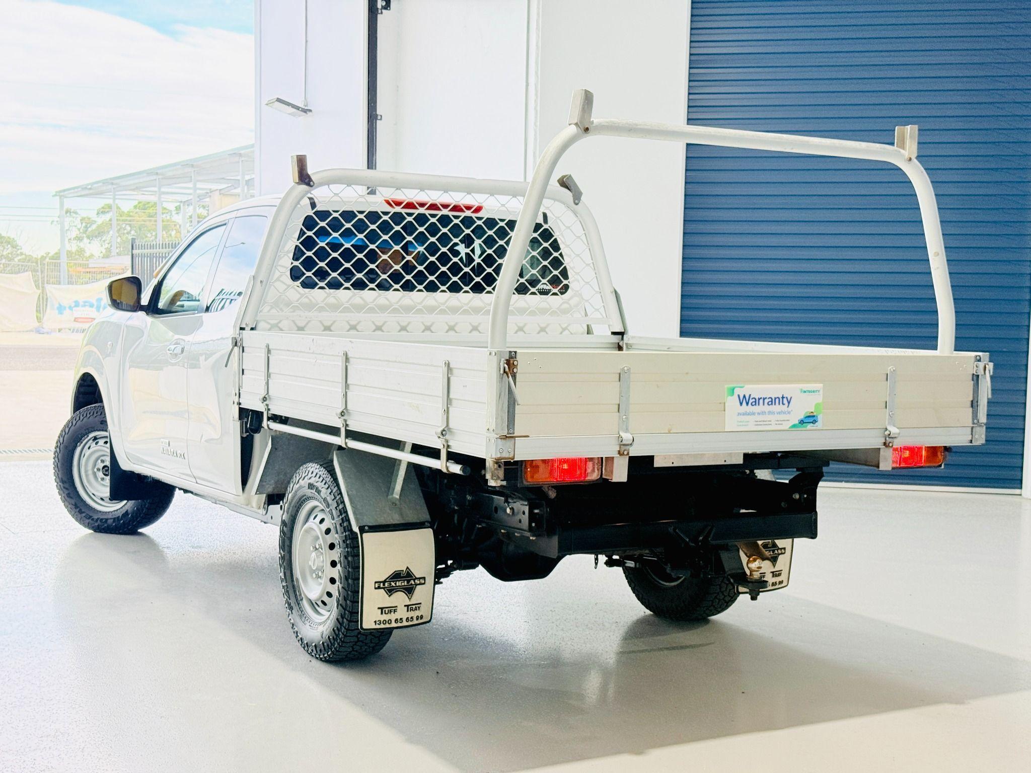 NISSAN NAVARA
