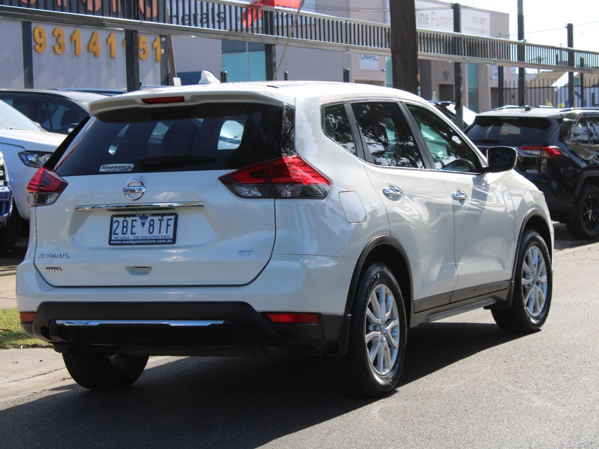 NISSAN X-TRAIL