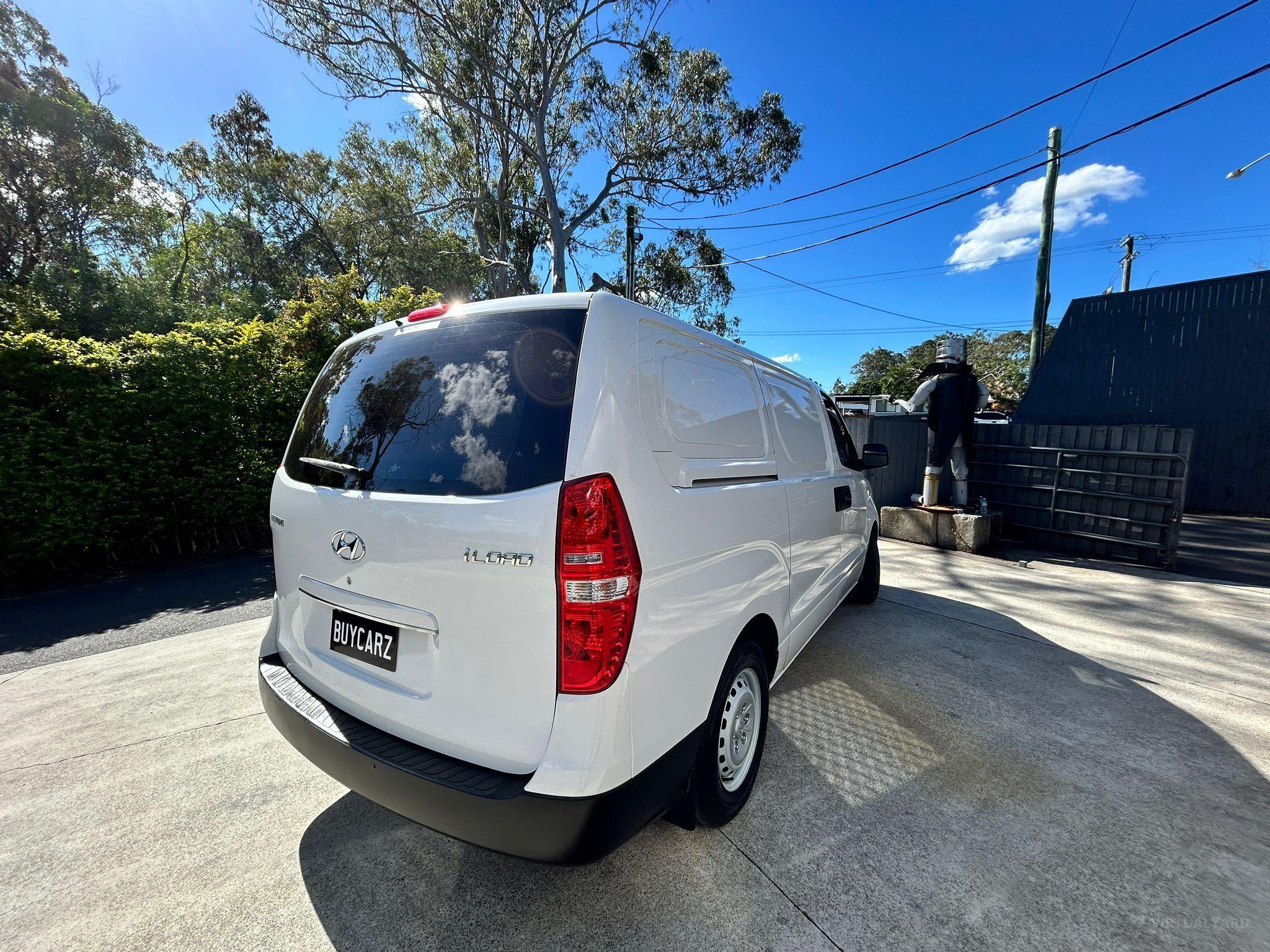 HYUNDAI ILOAD