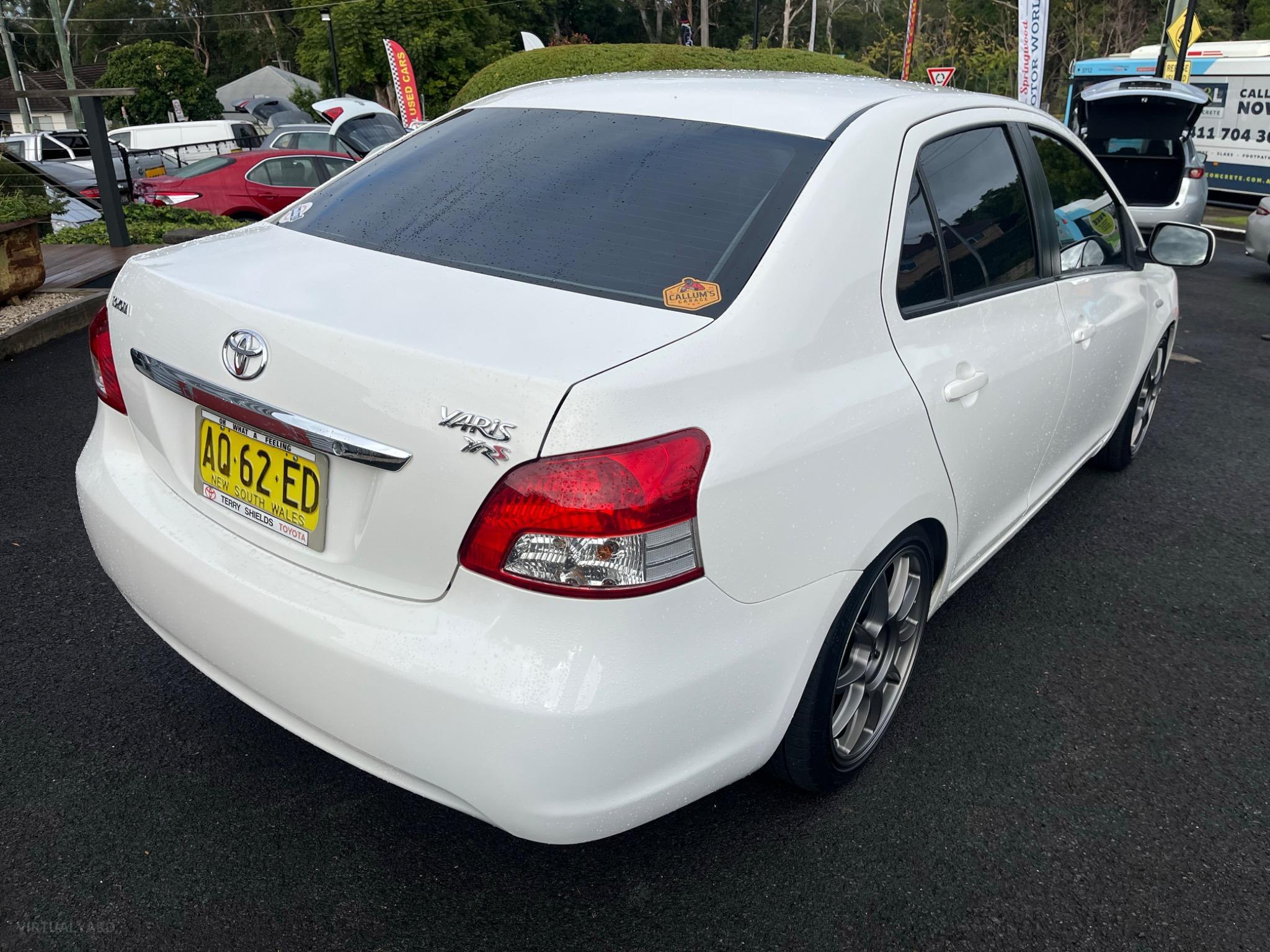 TOYOTA YARIS