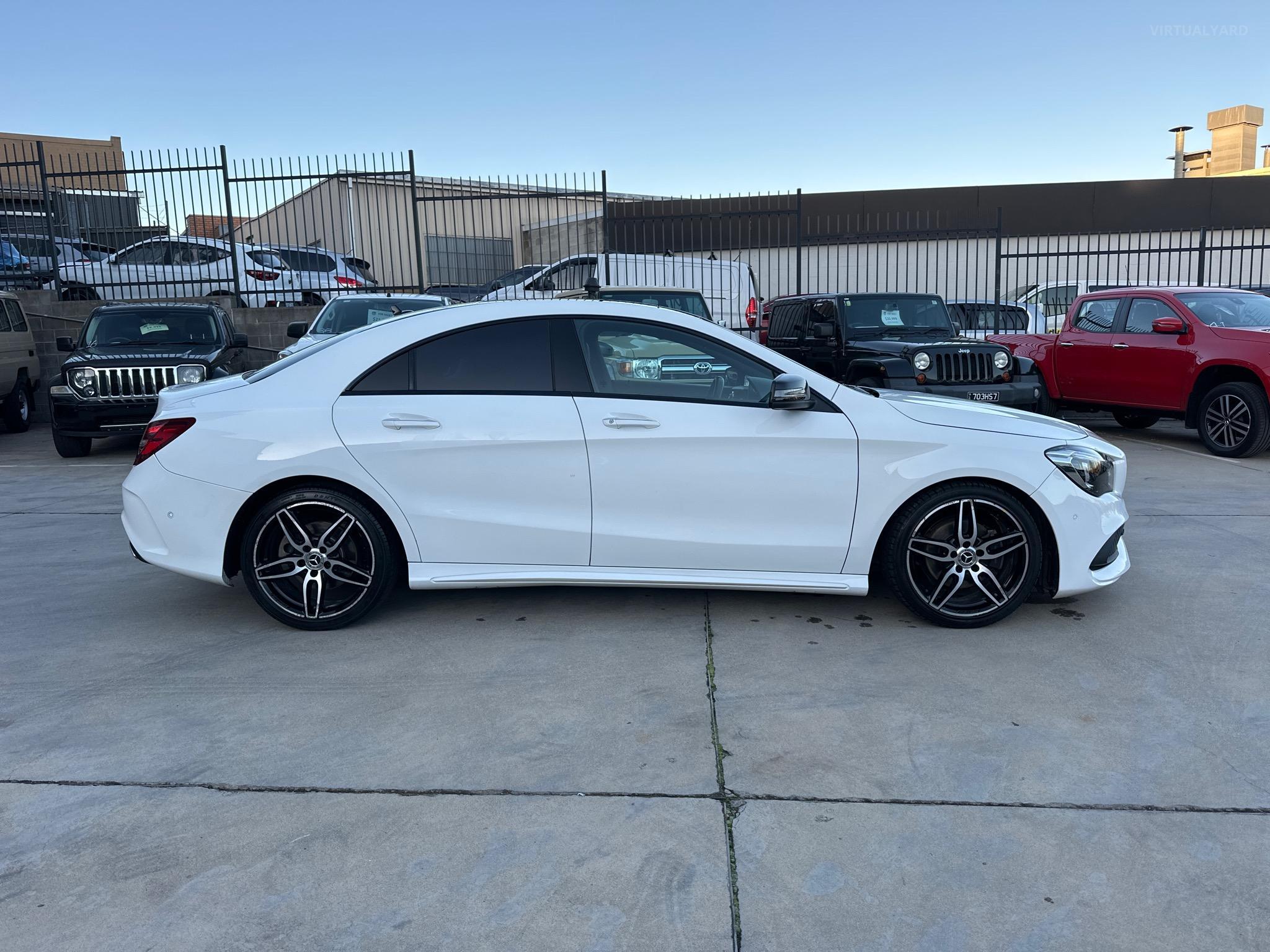MERCEDES-BENZ CLA