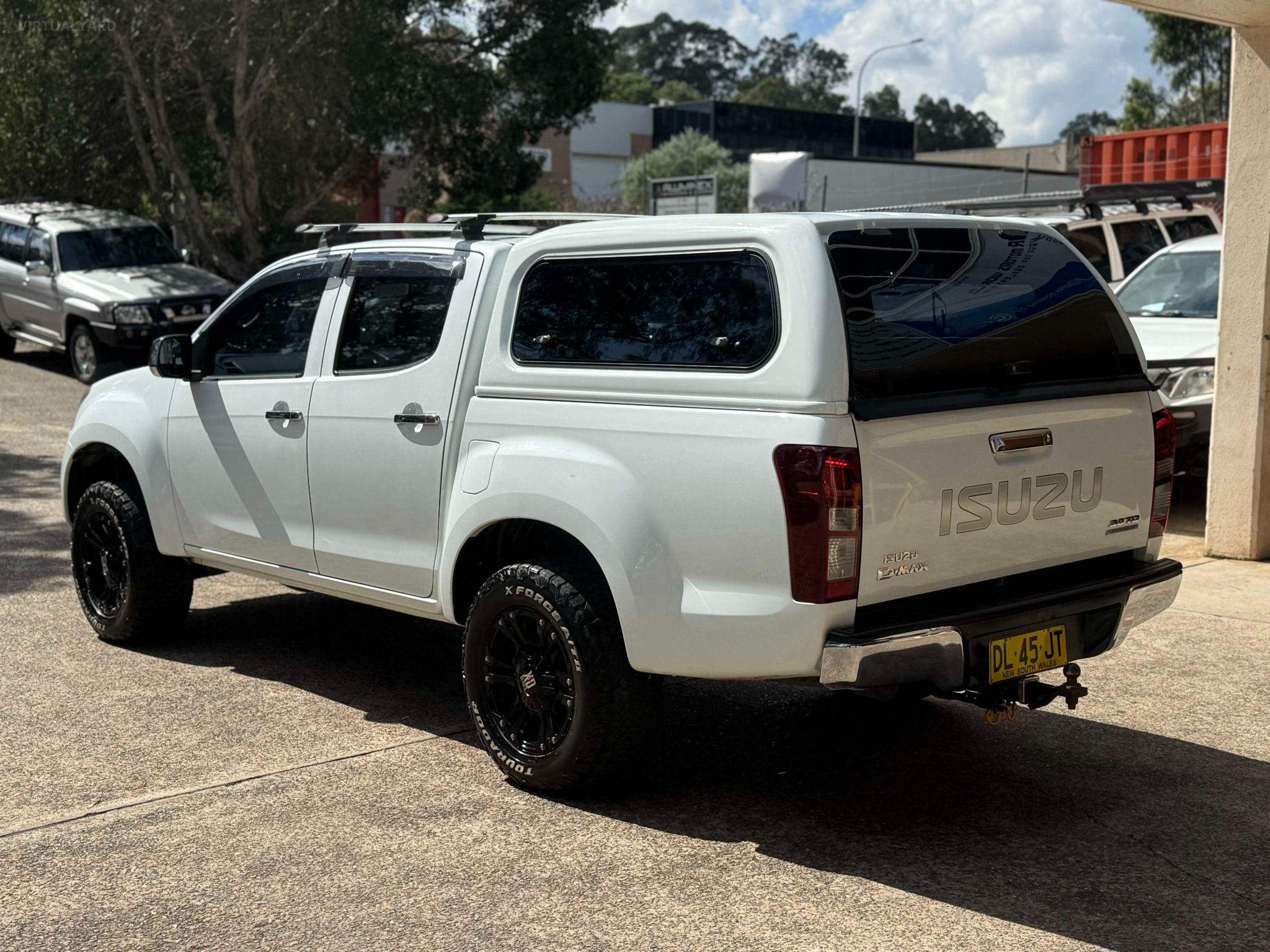 ISUZU D-MAX