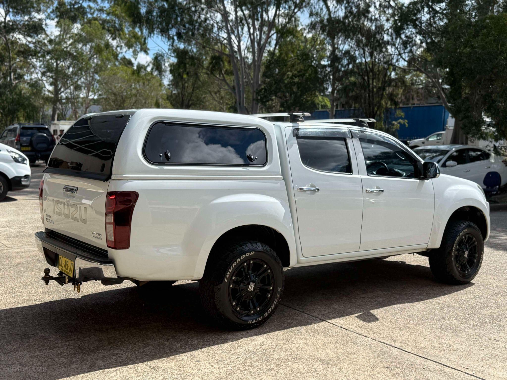 ISUZU D-MAX