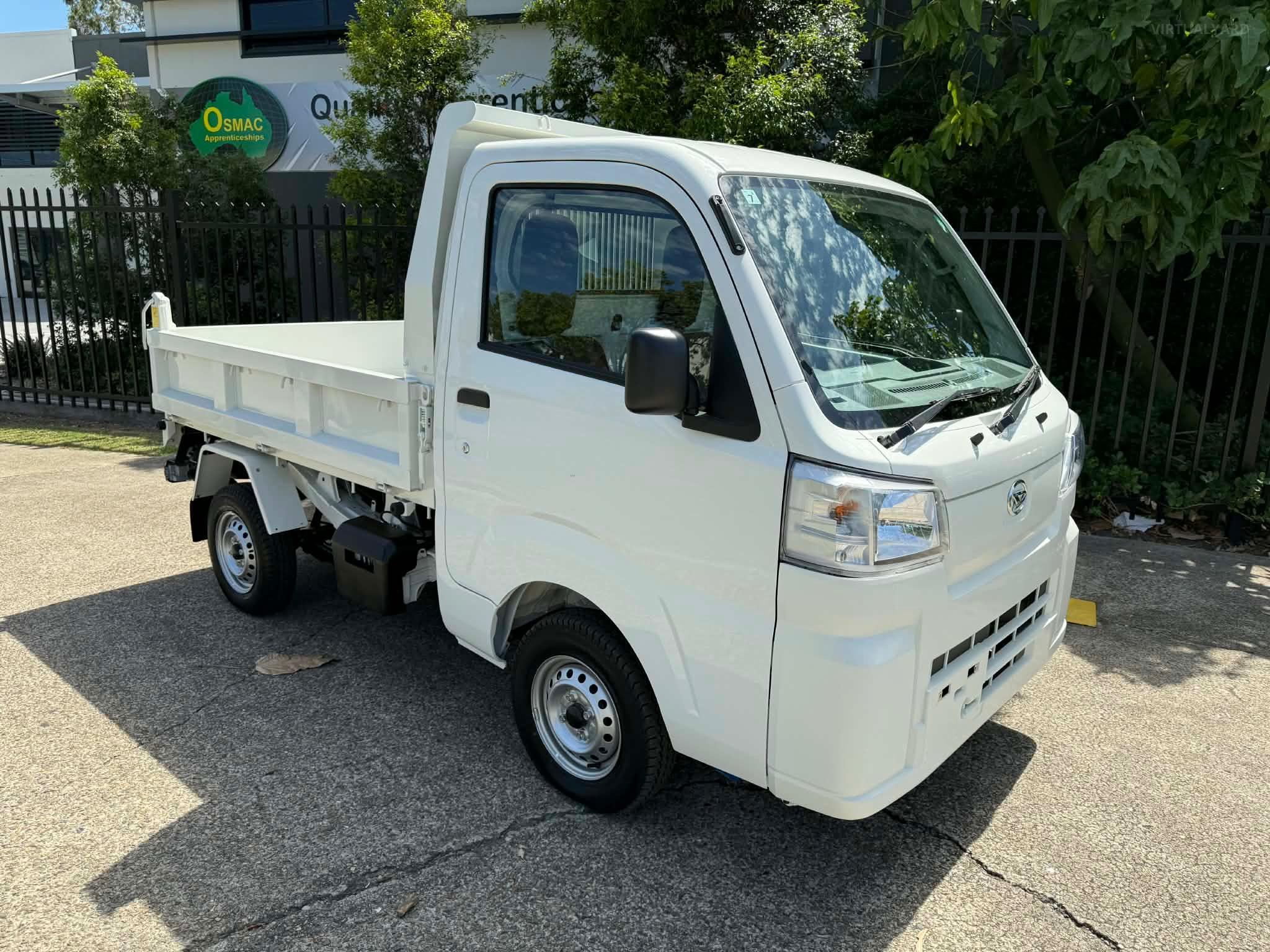 DAIHATSU HI-JET