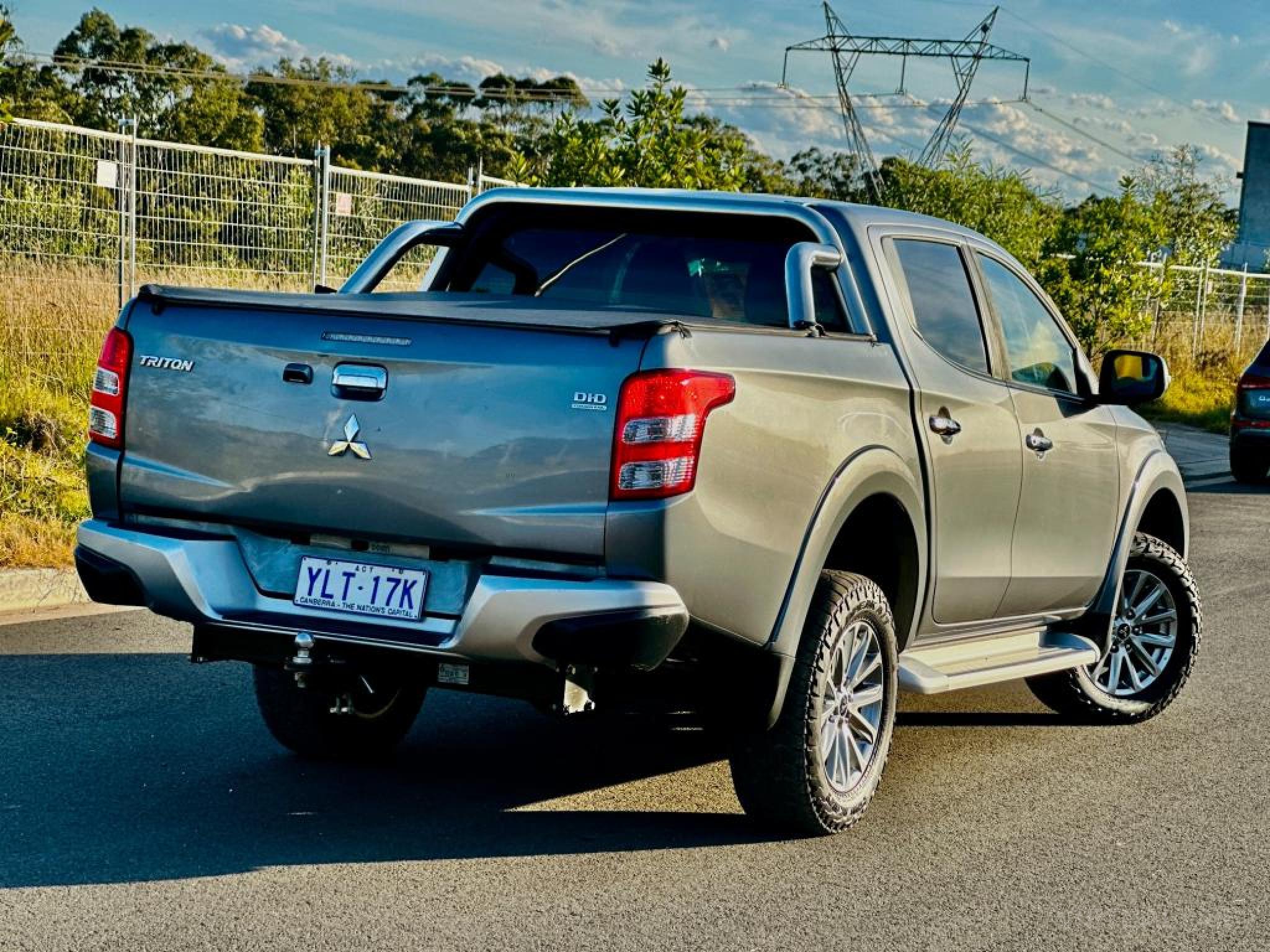 Mitsubishi Triton