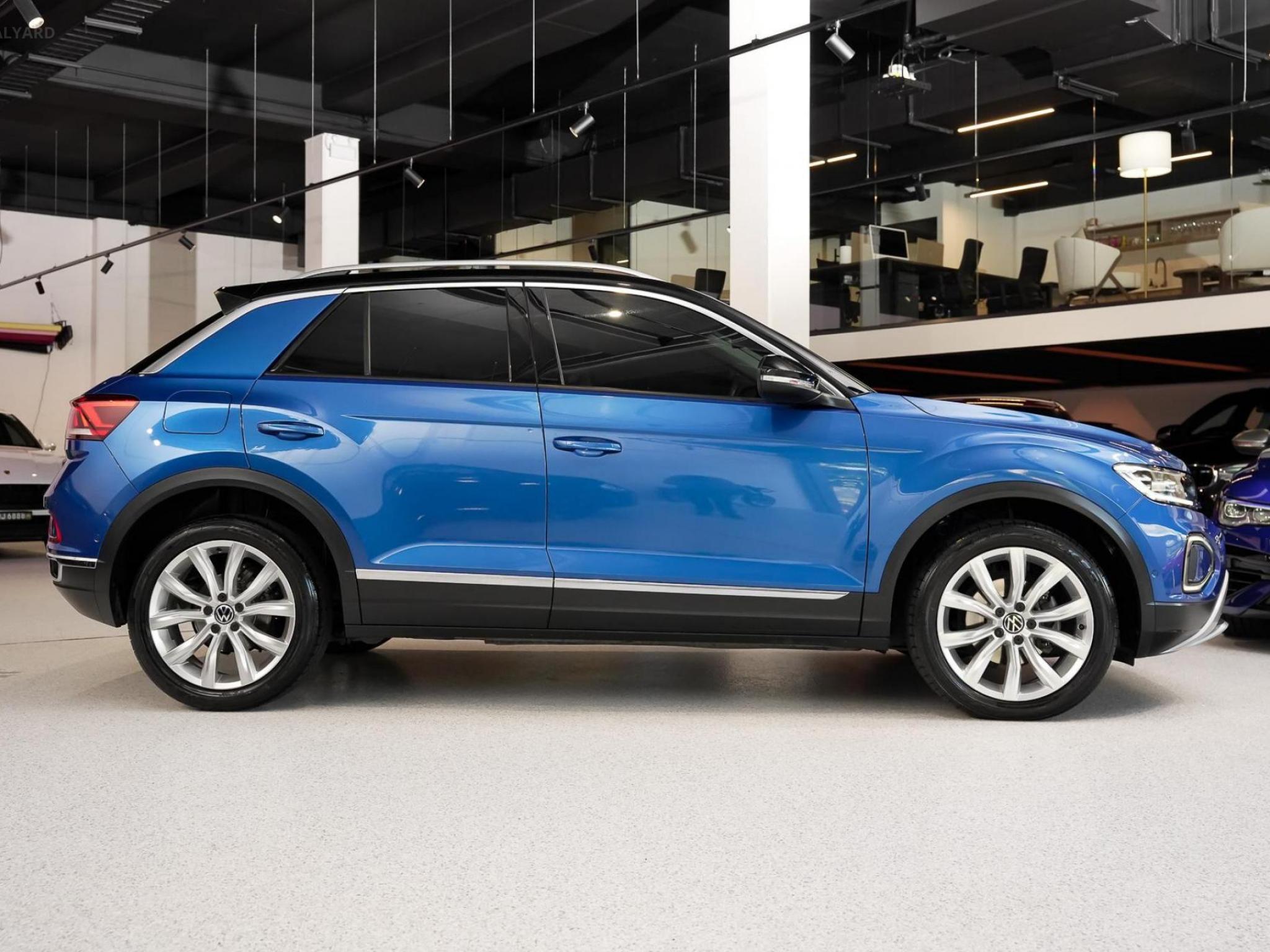 VOLKSWAGEN T-ROC