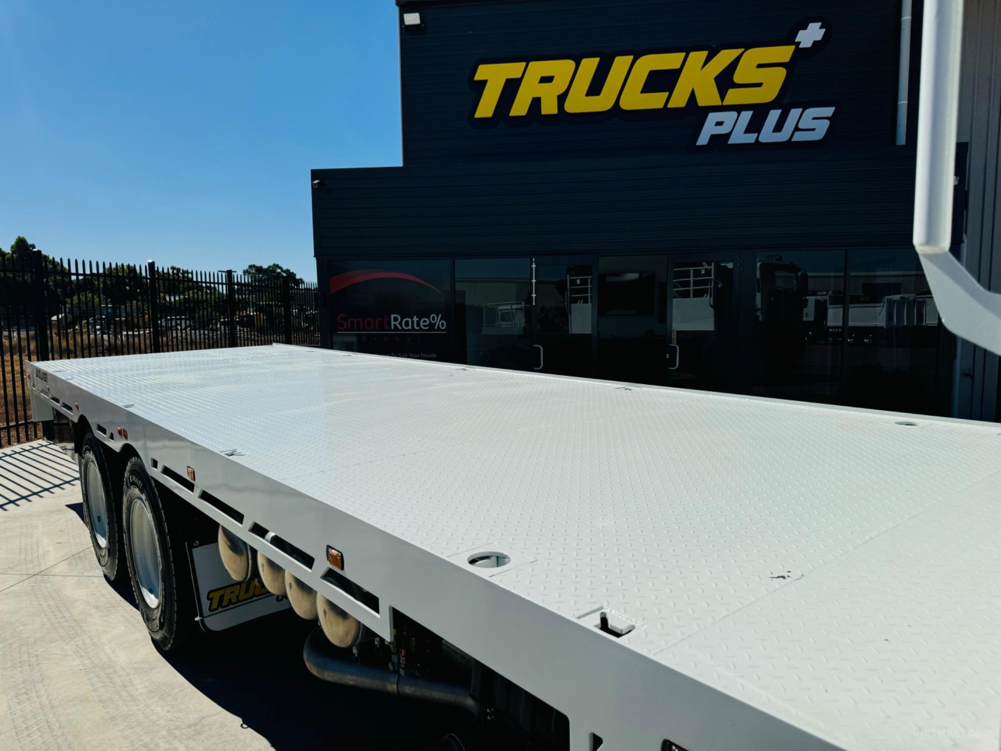 ISUZU FYJ 300 350
