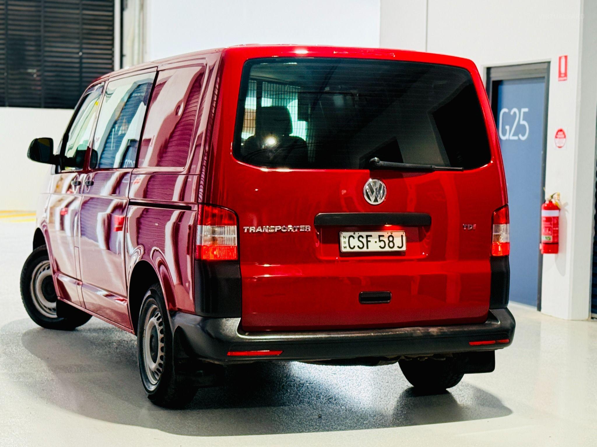 VOLKSWAGEN TRANSPORTER
