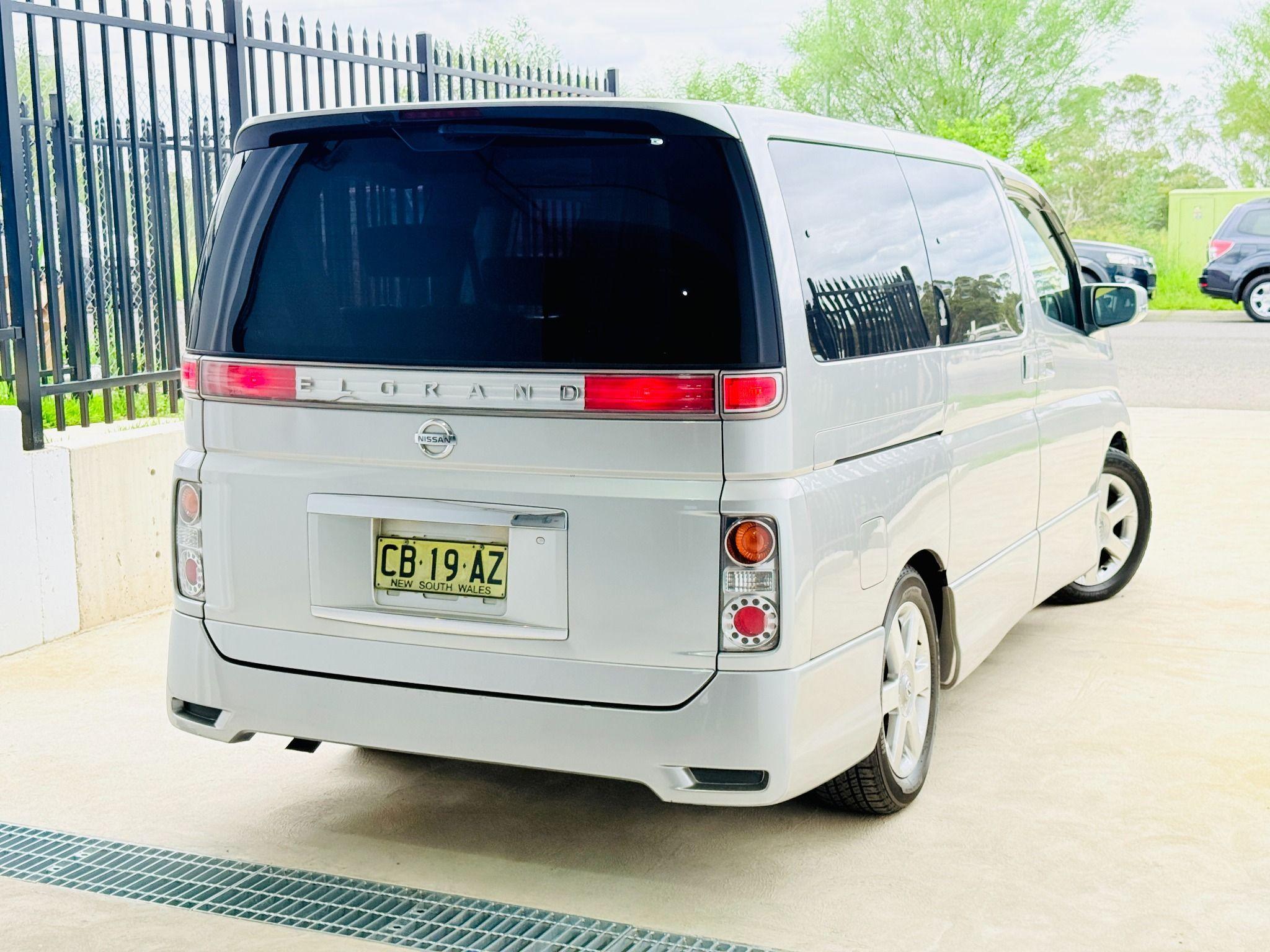 NISSAN Elgrand