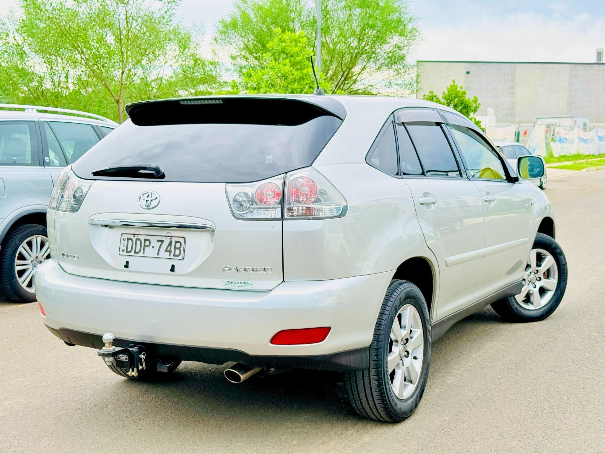 TOYOTA HARRIER