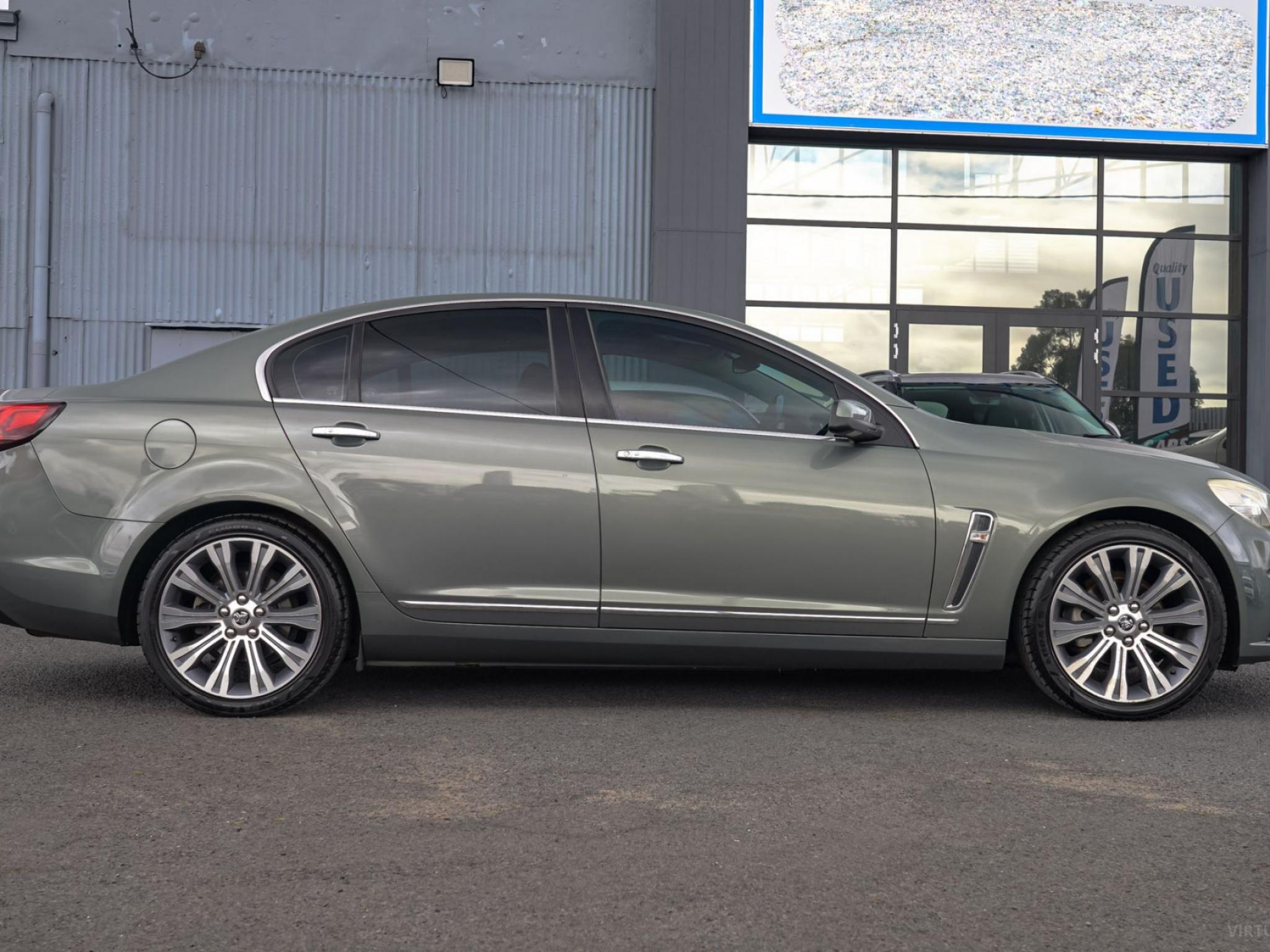 Holden Calais
