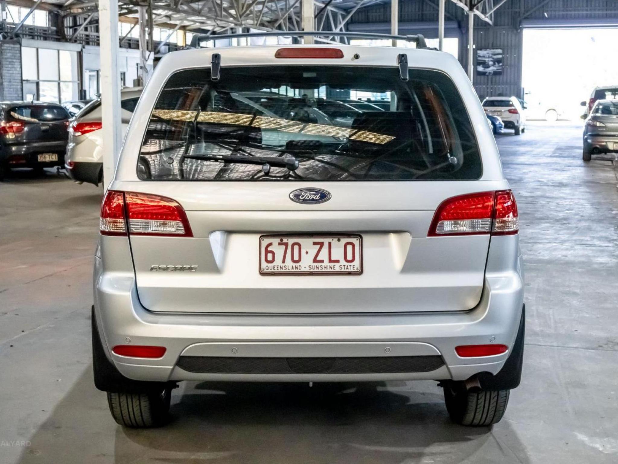 FORD ESCAPE