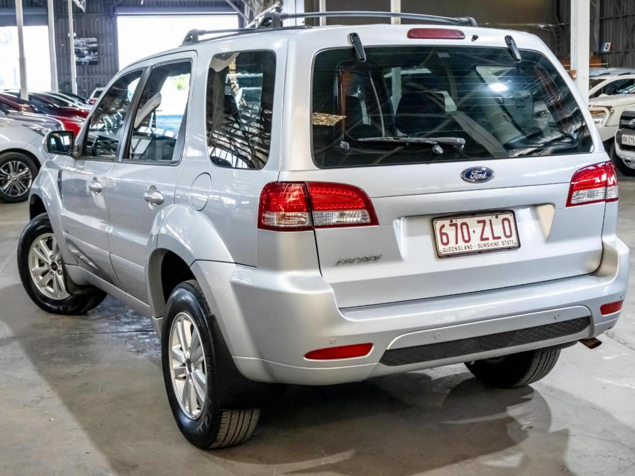 FORD ESCAPE