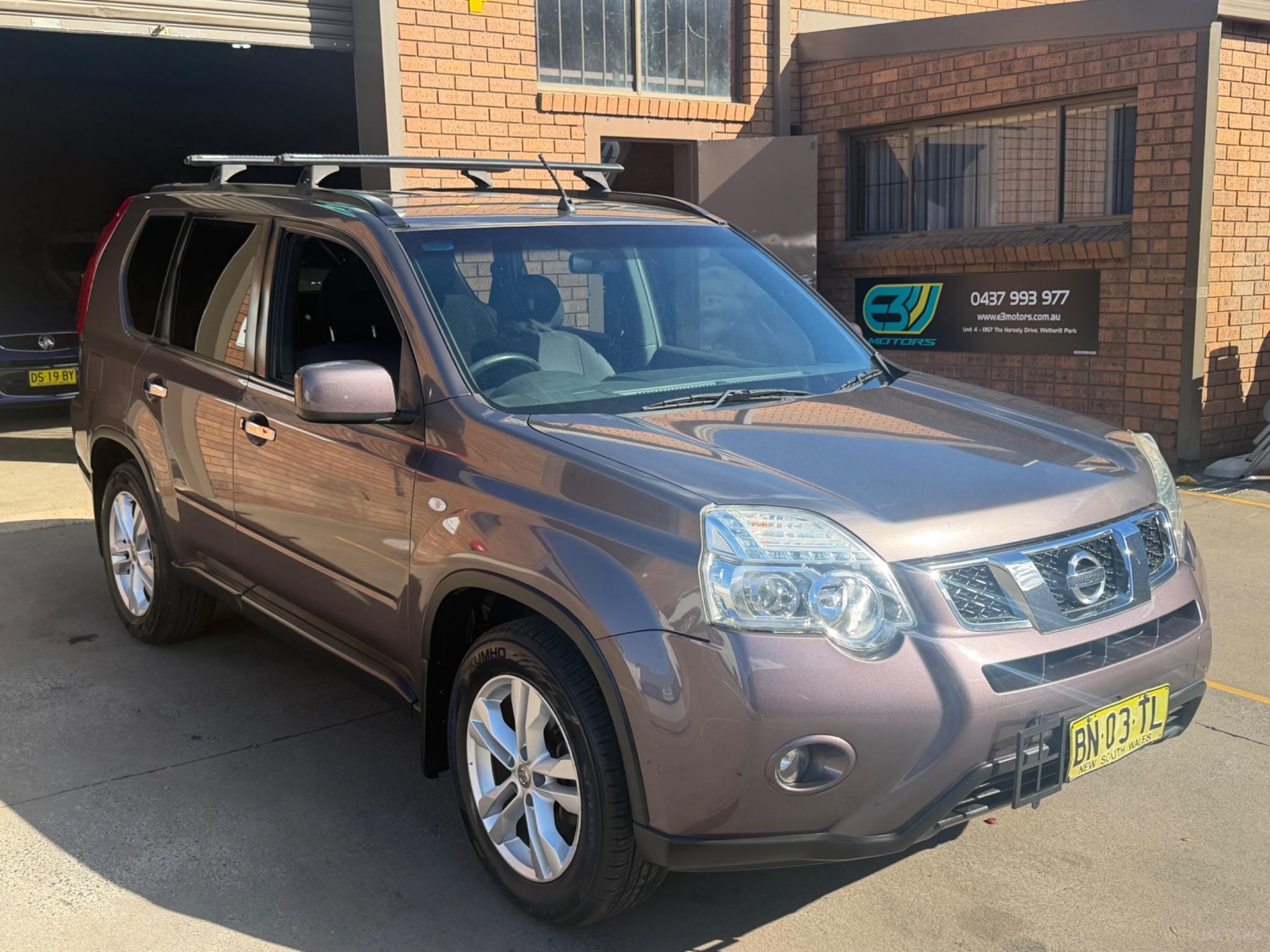 NISSAN X-TRAIL
