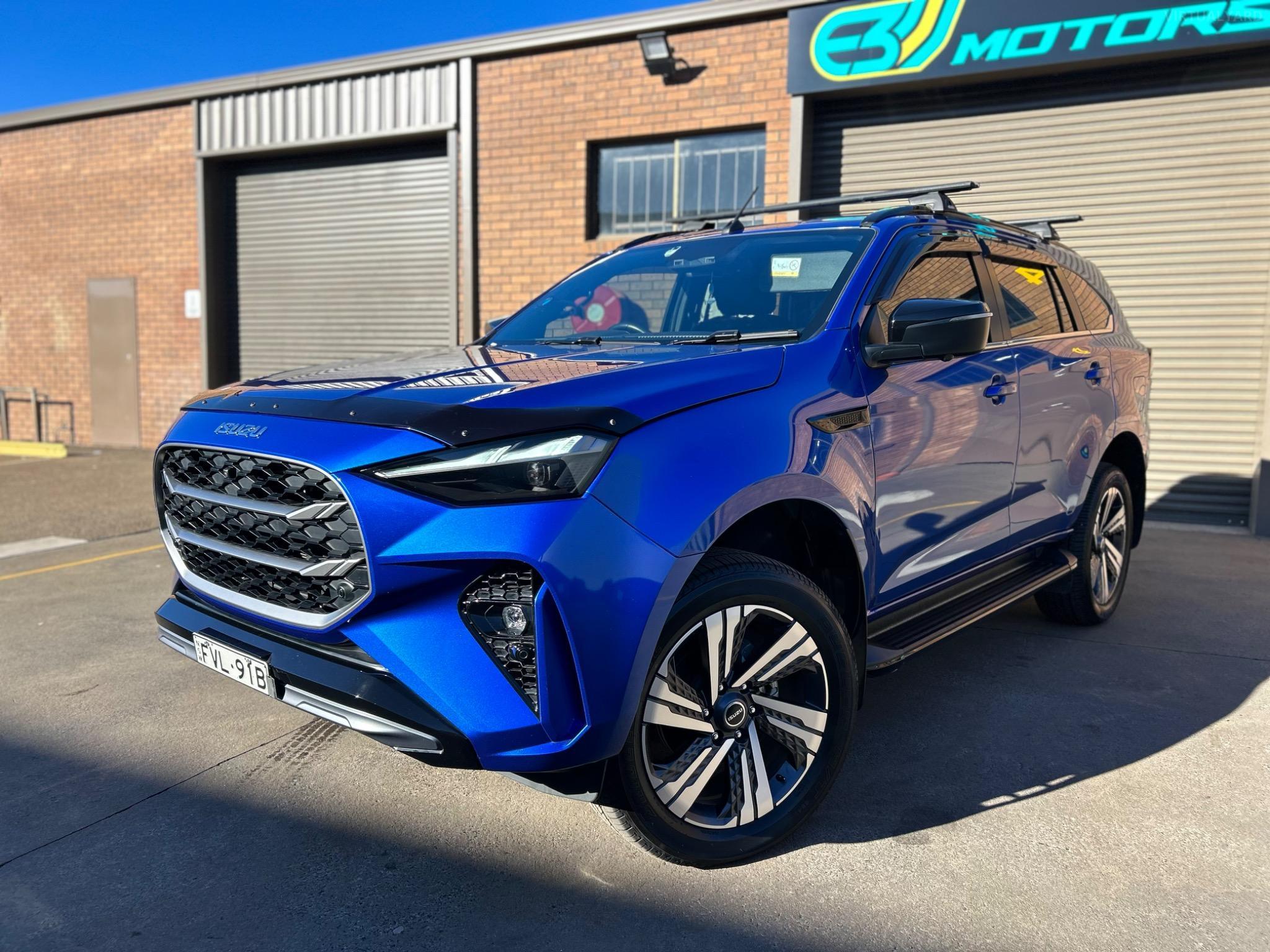 ISUZU MU-X