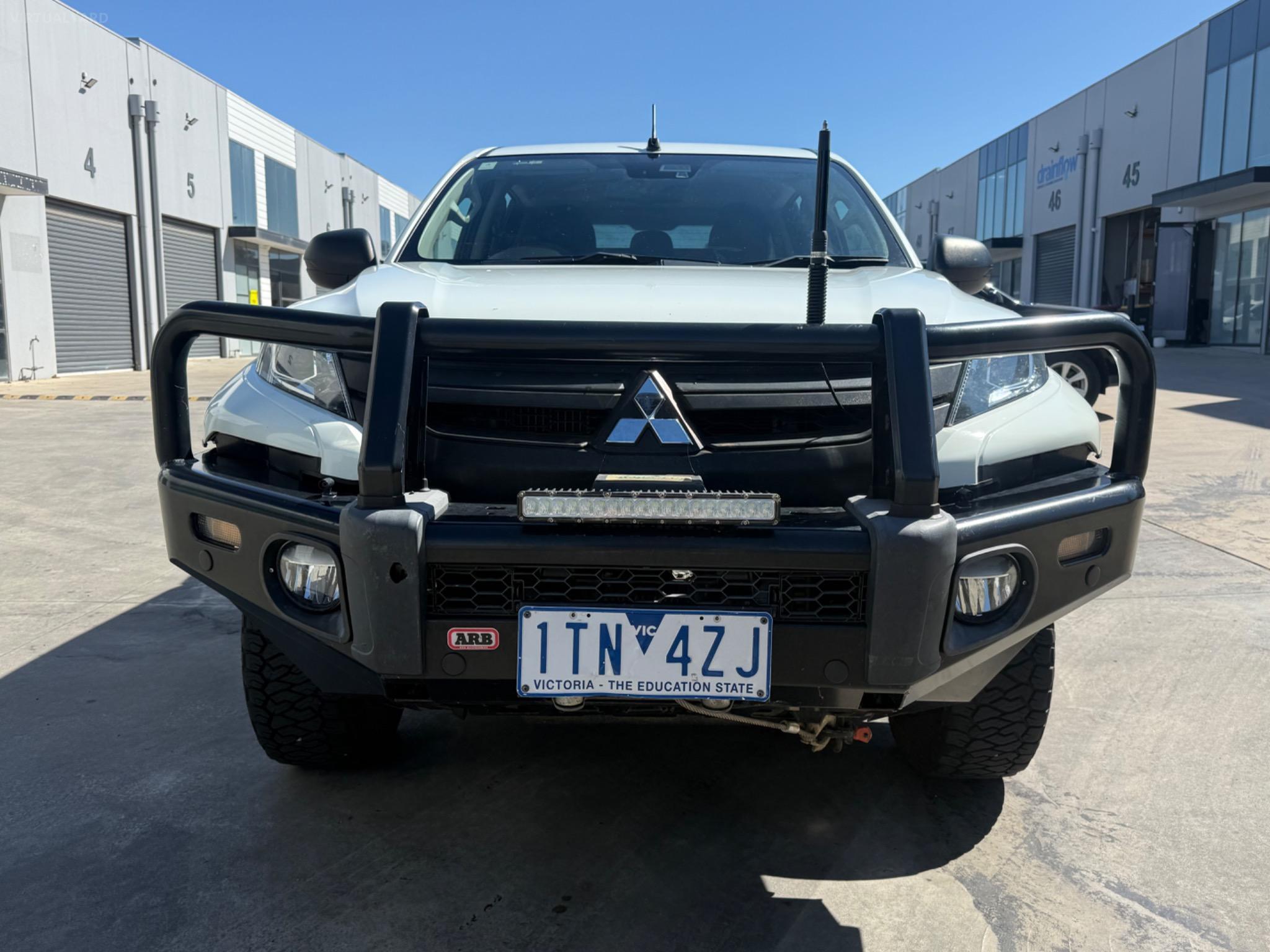 MITSUBISHI TRITON