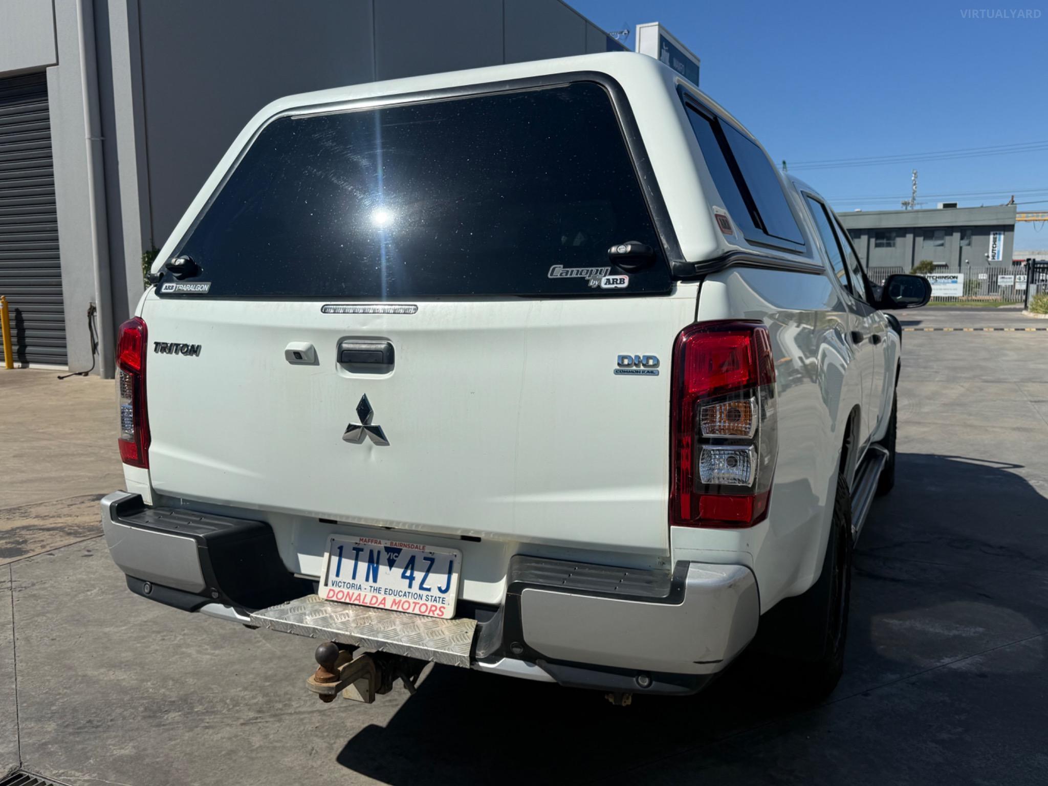 MITSUBISHI TRITON