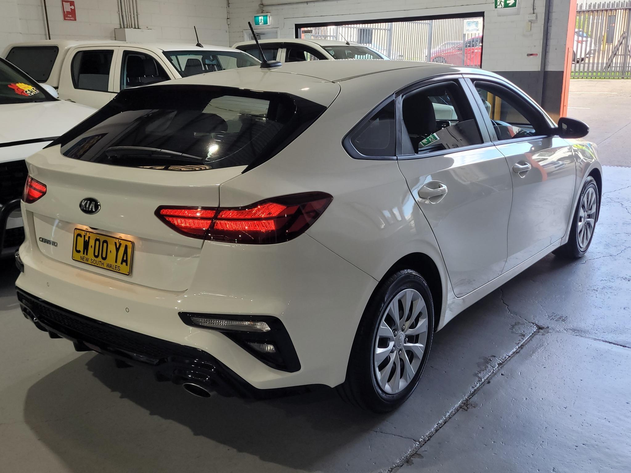 KIA CERATO