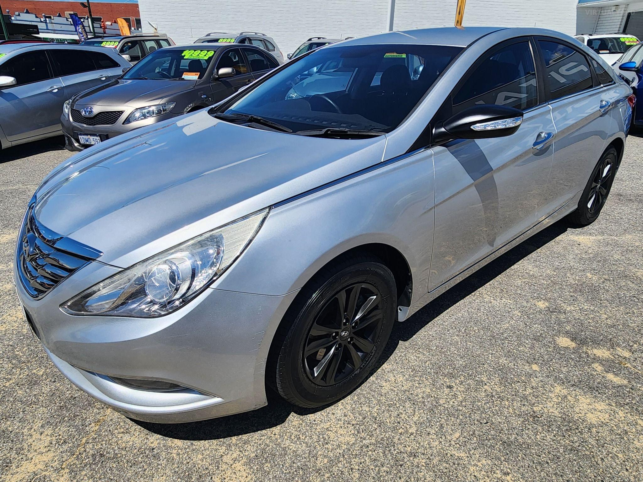 Hyundai i45