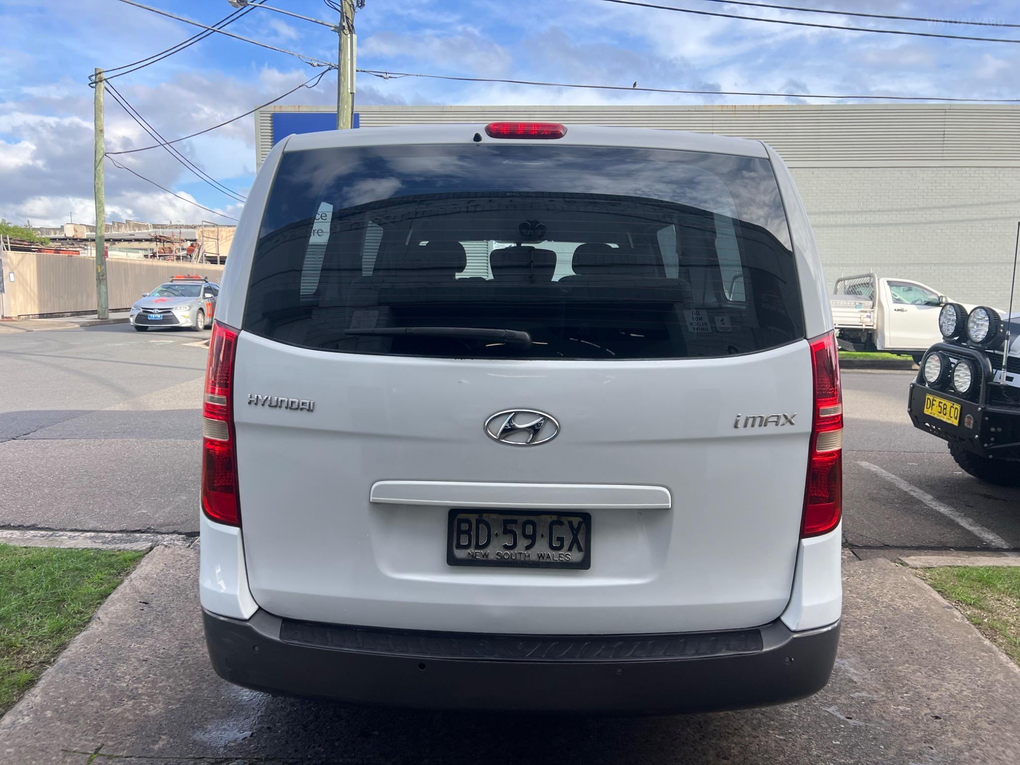 HYUNDAI iMAX