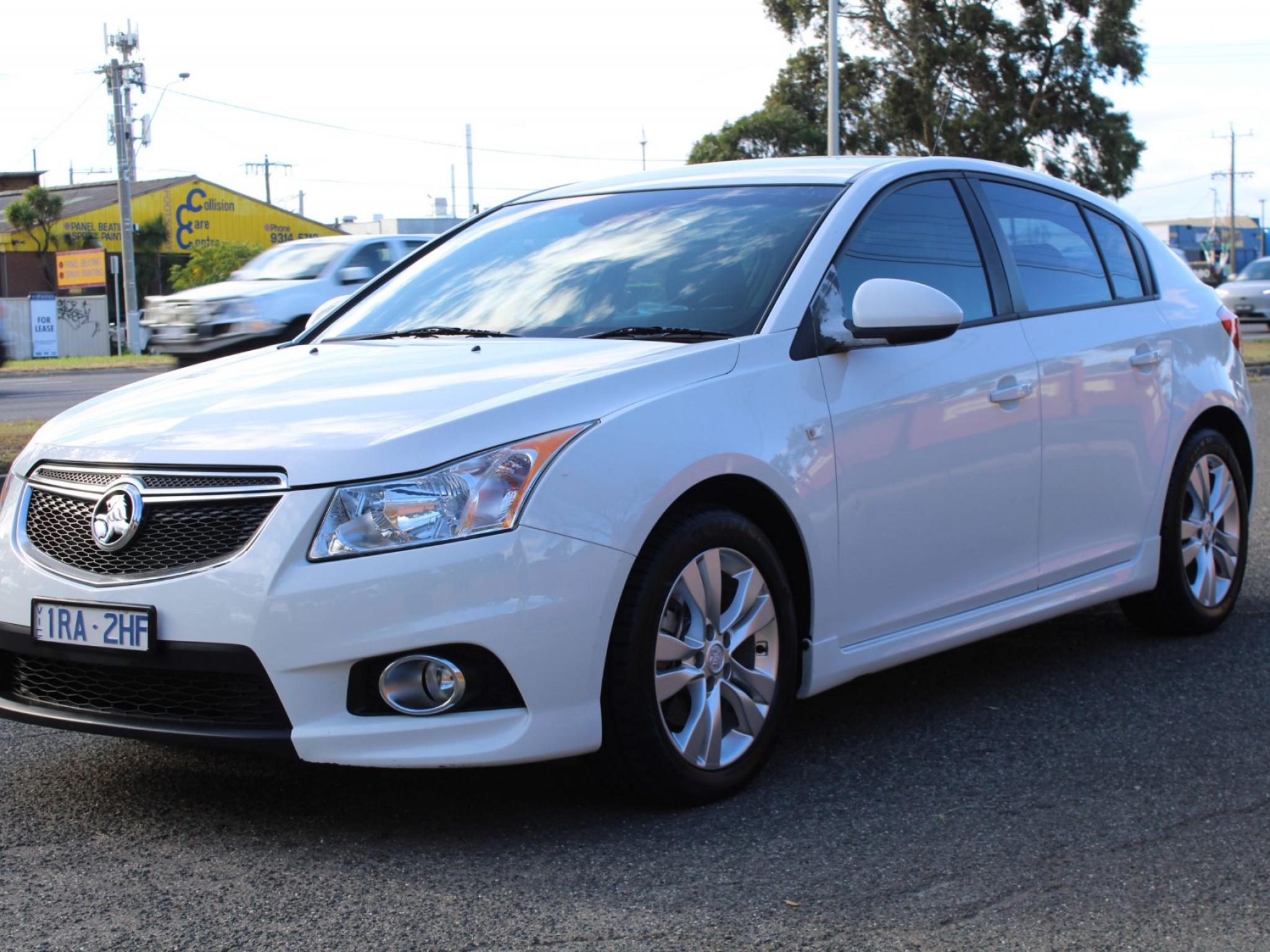 HOLDEN CRUZE