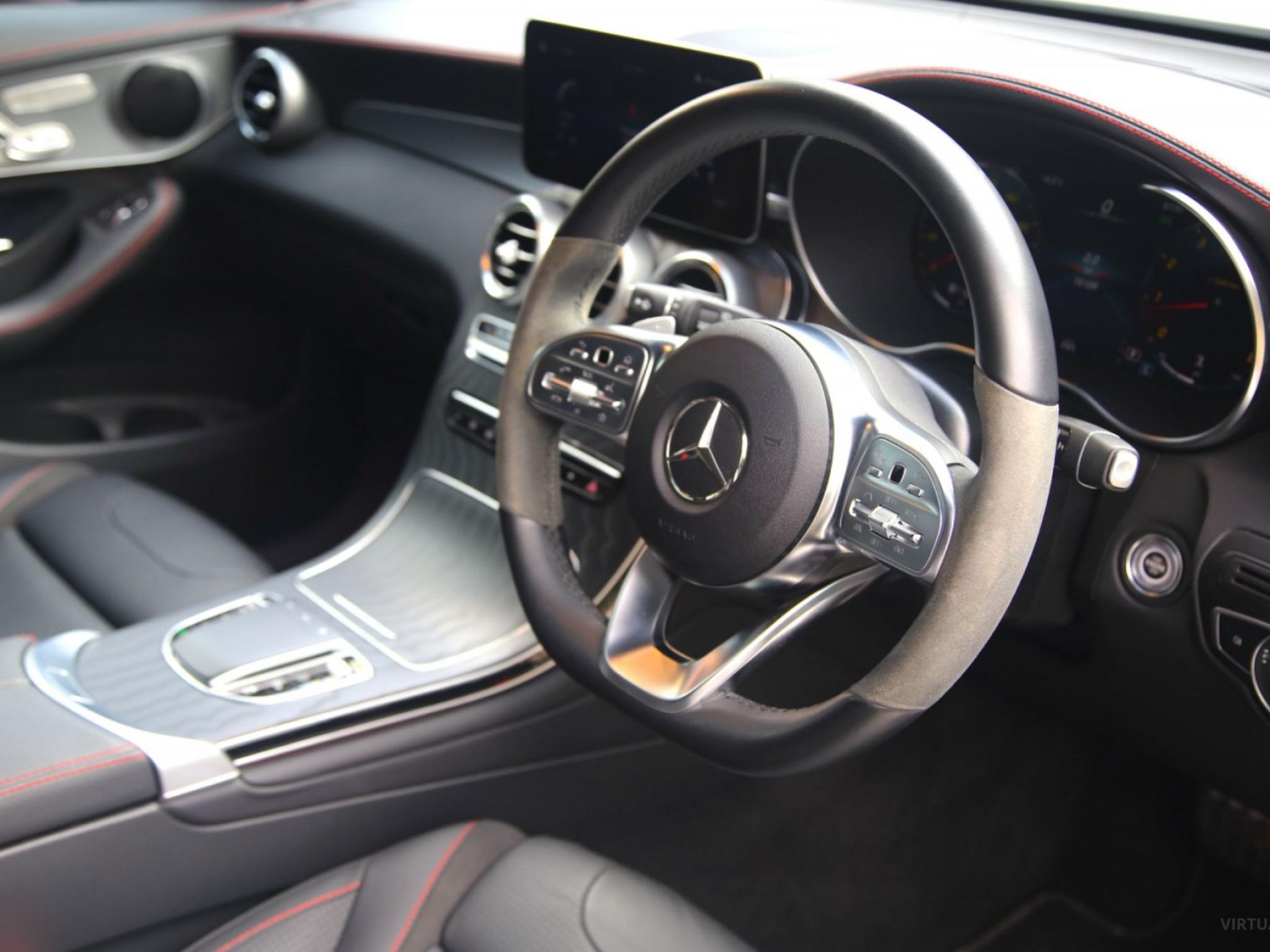 MERCEDES-BENZ GLC