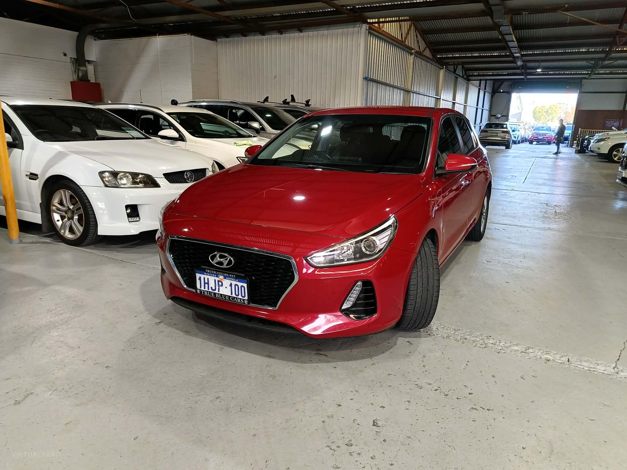 HYUNDAI i30