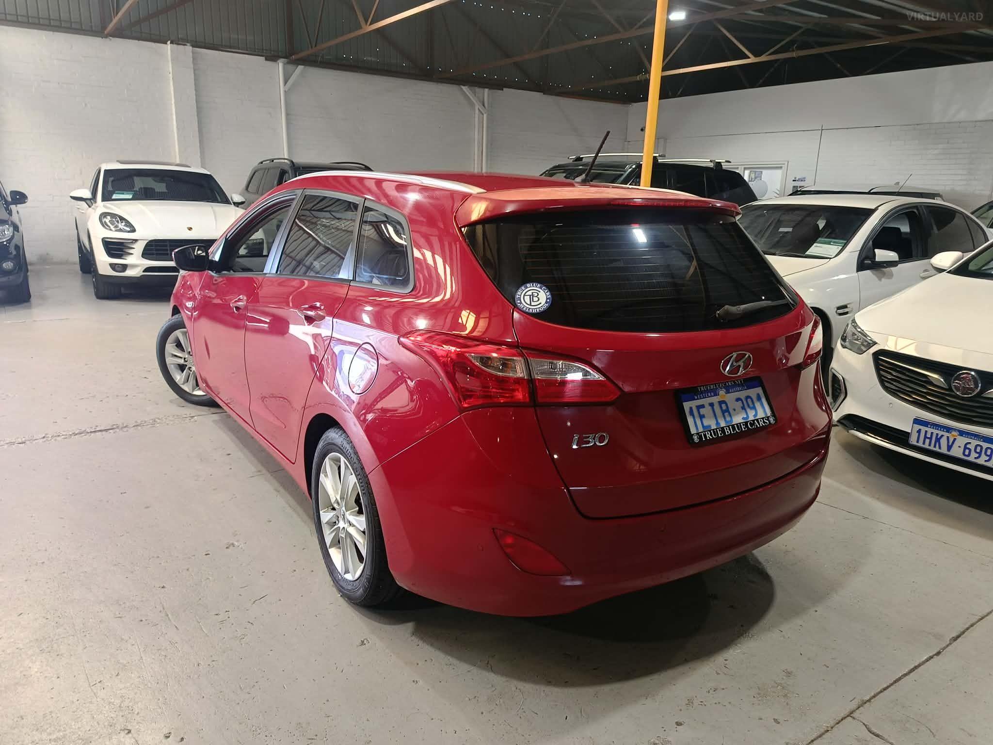 HYUNDAI i30