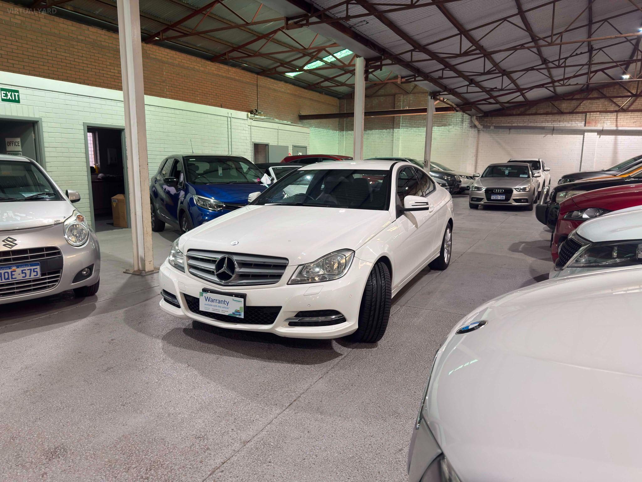 MERCEDES-BENZ C180