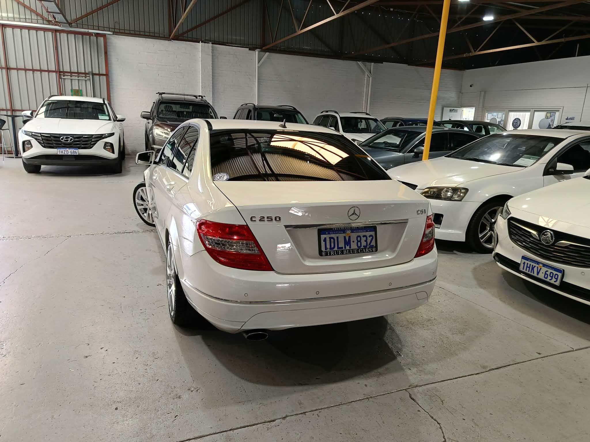MERCEDES-BENZ C250