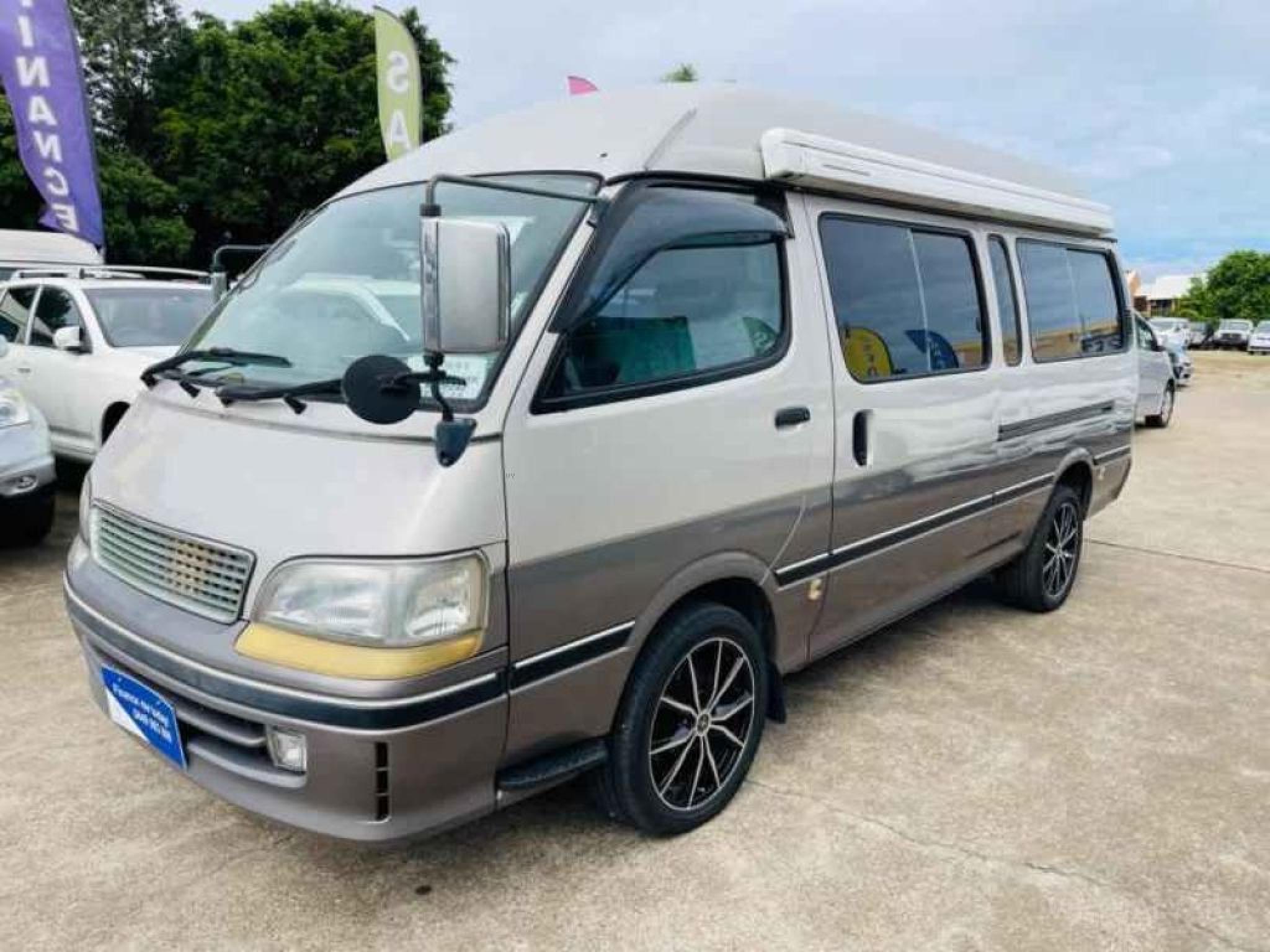 toyota HIACE CAMPER