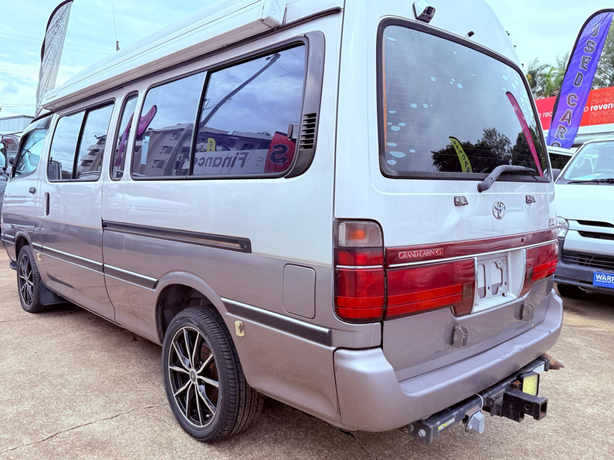 toyota HIACE CAMPER
