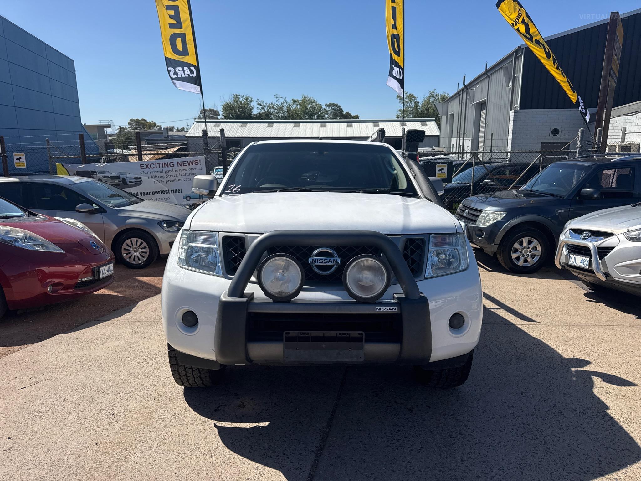NISSAN NAVARA